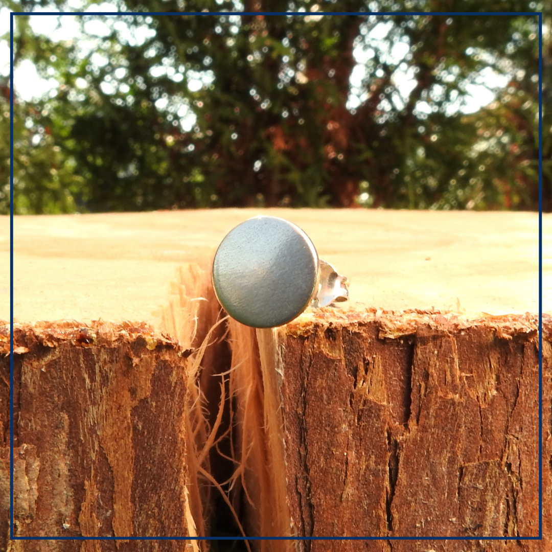 Silent Form Duo - Gesmede Oorknopjes rond mat