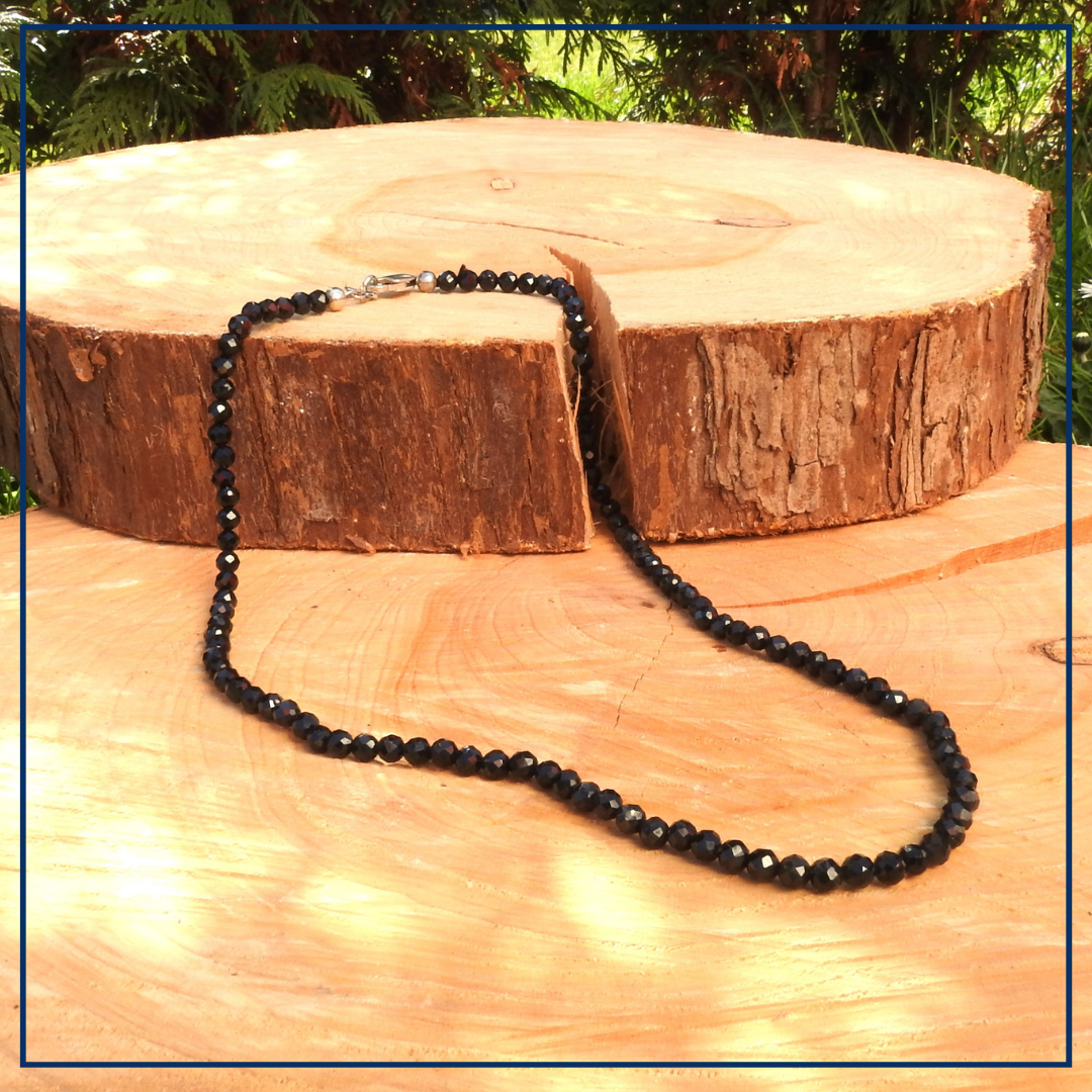 Nocturna - Edelsteen collier Spinel