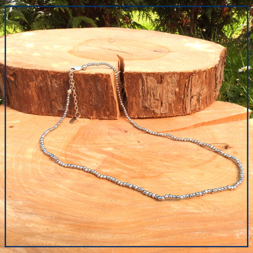 Silver Shield - Edelsteen collier Zilveren Hematiet