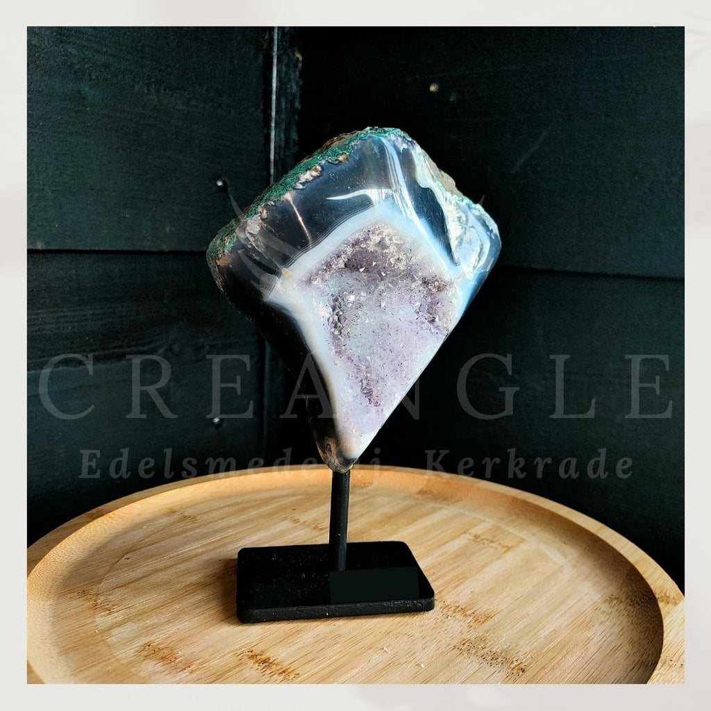 Amethist op standaard