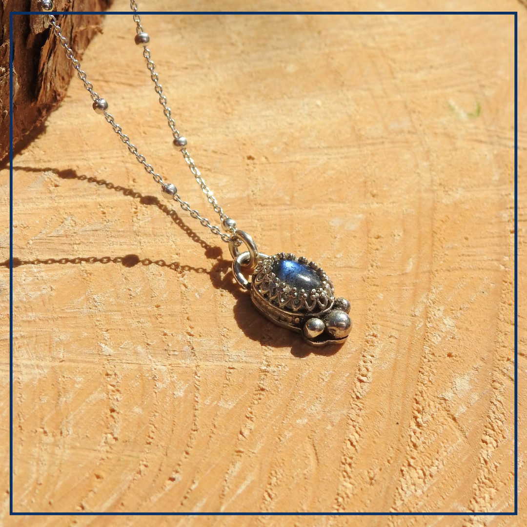 Aurelia –  Zilveren Hanger met Labradoriet