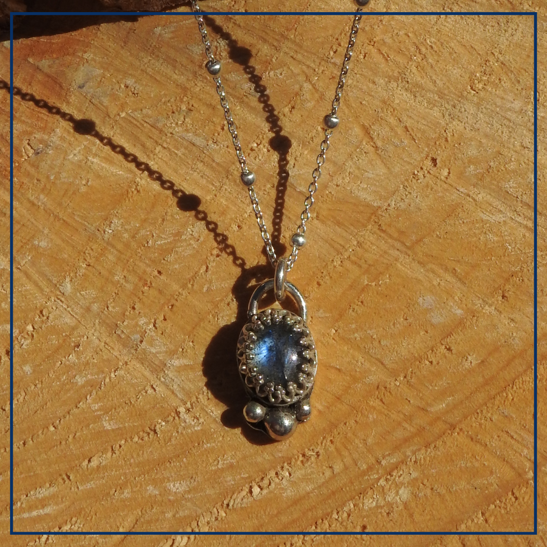 Aurelia –  Zilveren Hanger met Labradoriet