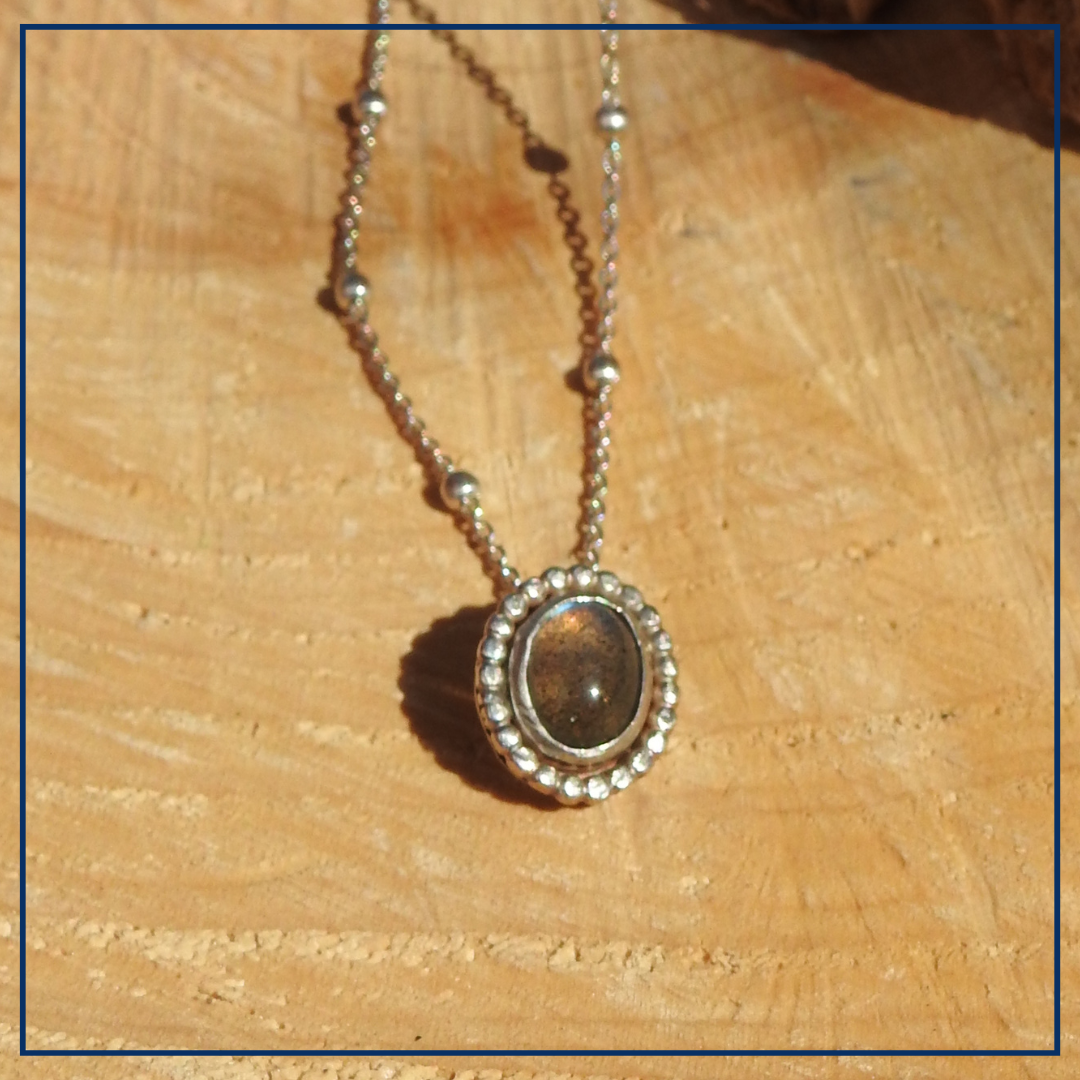 Isola set  –  Zilveren sieradenset met labradoriet