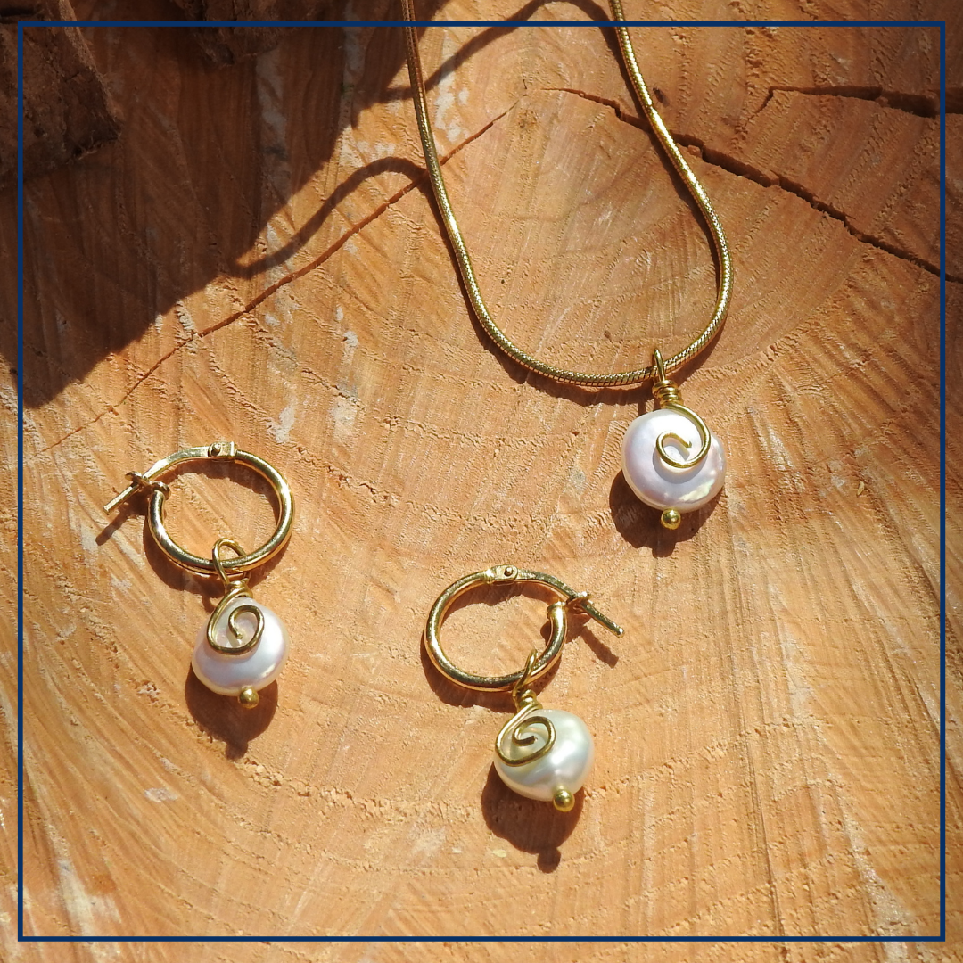 Pearl Drop - oorhangers 14 kt vermeil