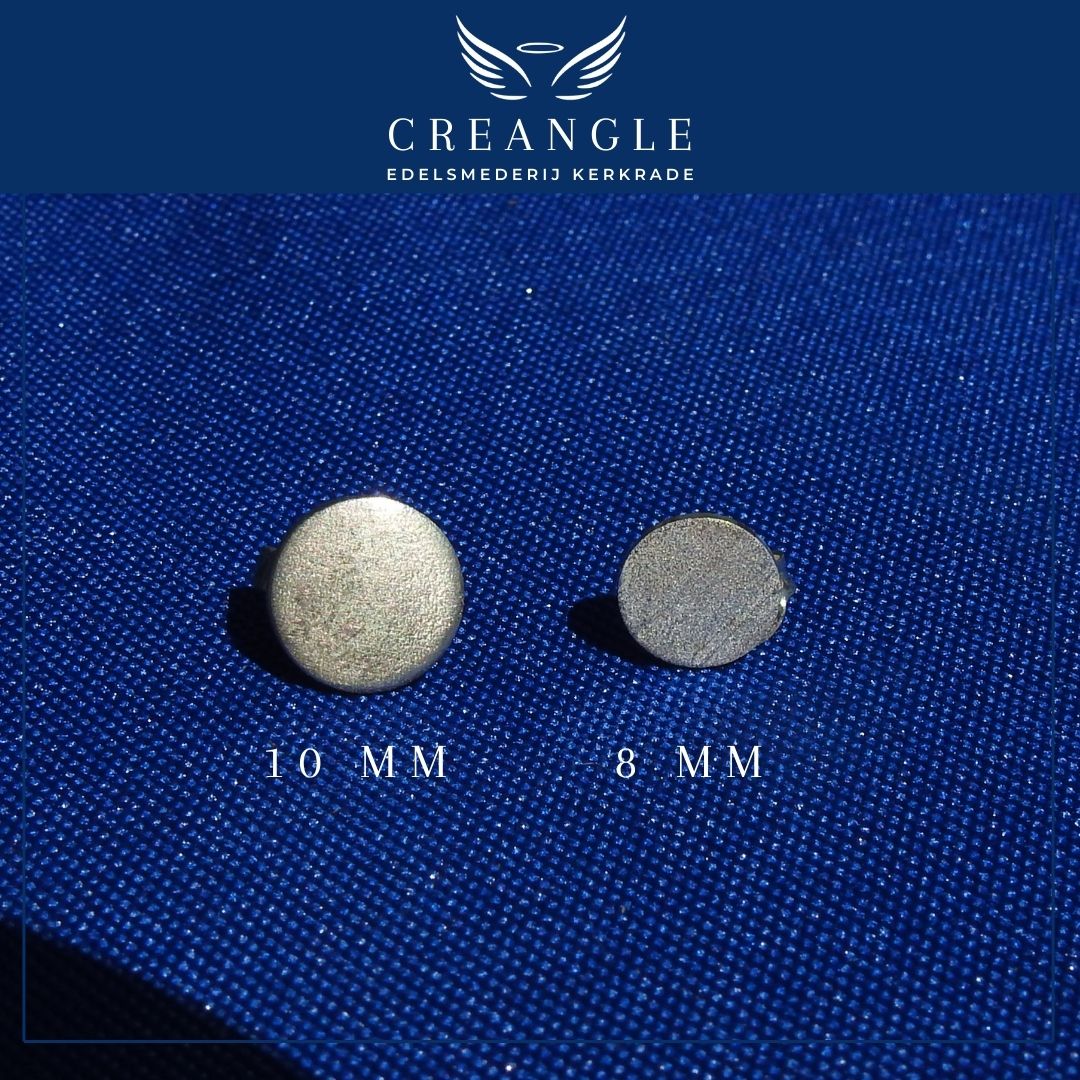 Tiny Rounds Duo - Gesmede Oorknopjes rond zand