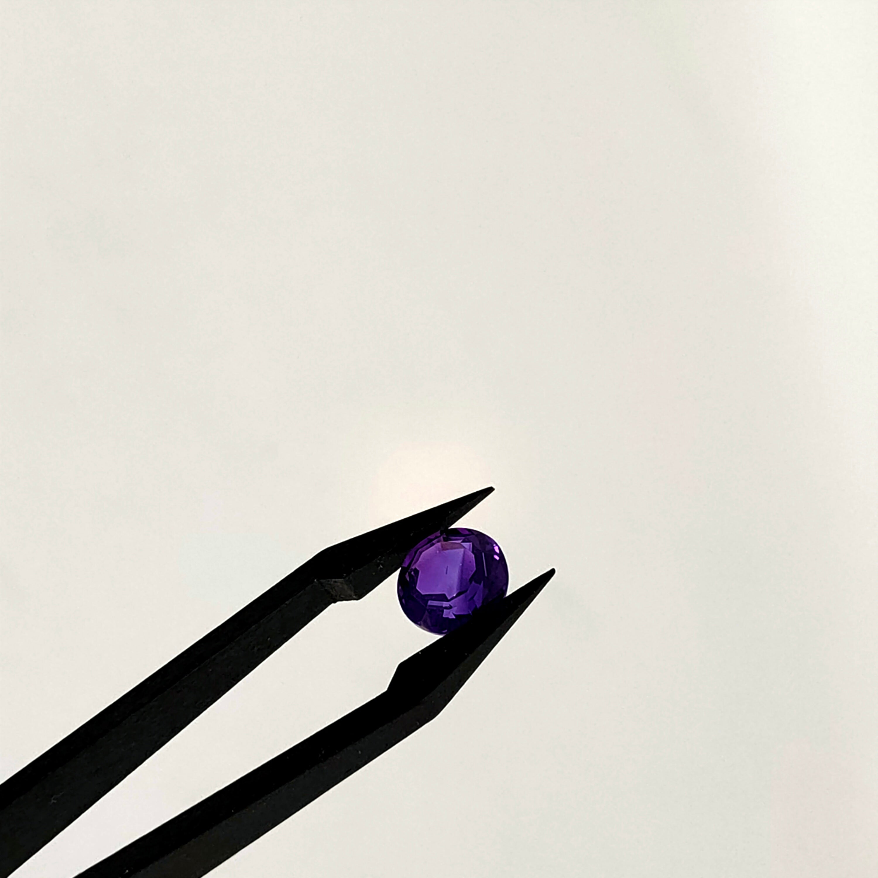 Amehtist SP. gef. rond 8.3x5.5 mm | LE0032