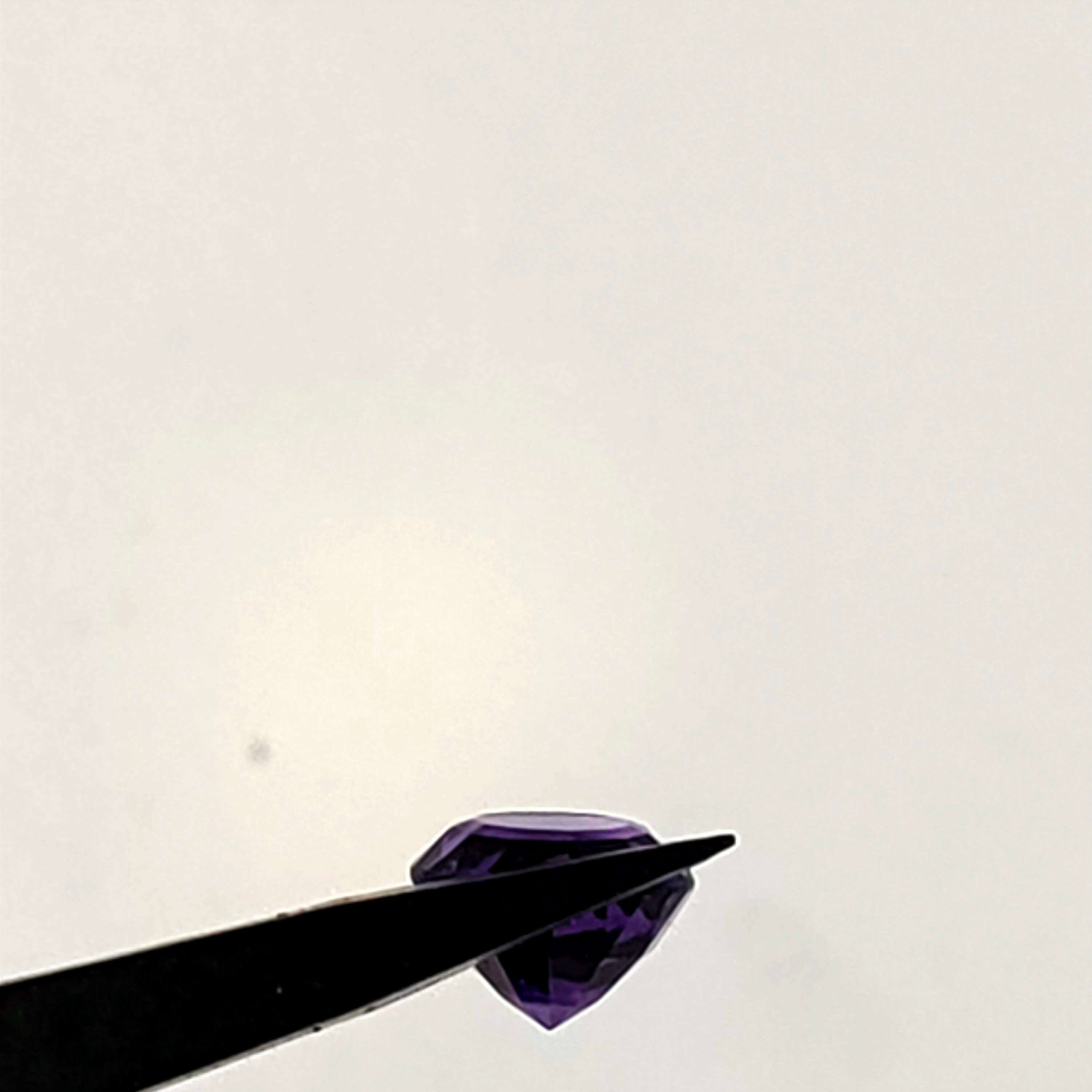 Amehtist Sp. gef. rond 9.3x7 mm | LE0037