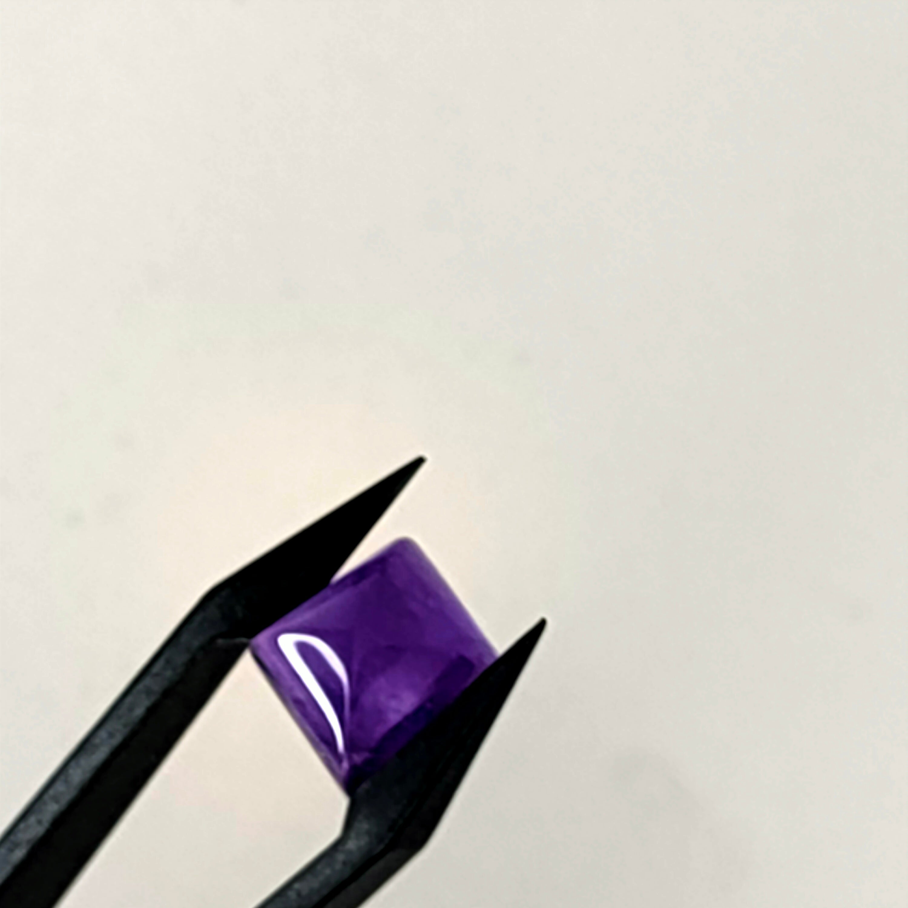 Amehtist 10x6.2 mm | cab. vierkant  | LE0043