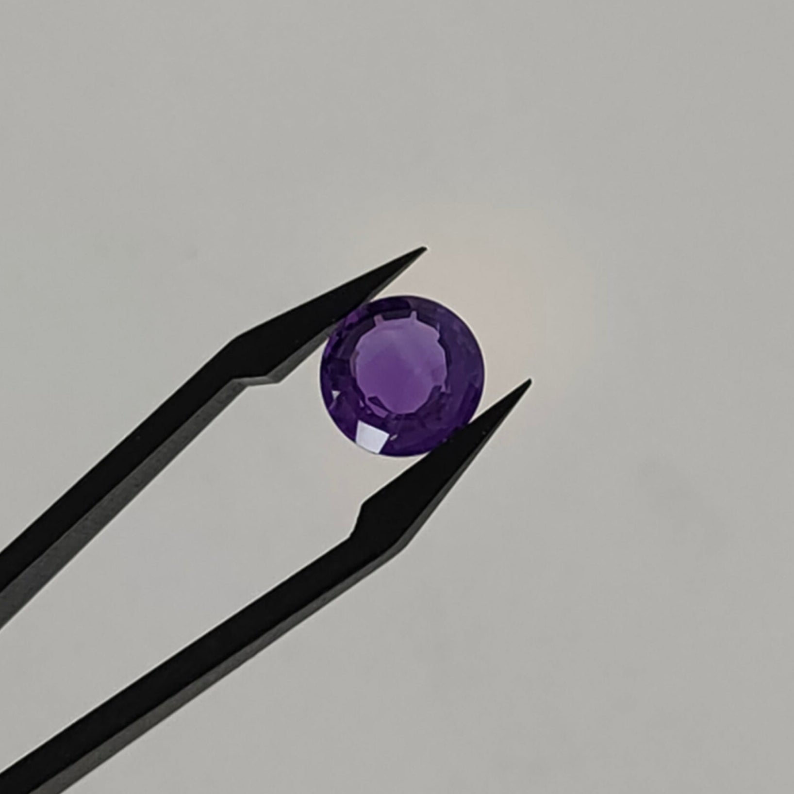 Amehtist Sp. gef. rond 10.4x6.5 mm | LE0040