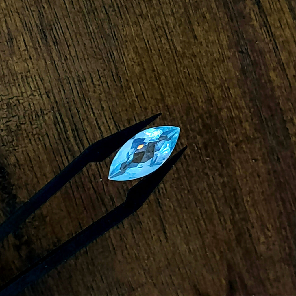 Aquamarijn 15x6.8x4.7 mm | gef. markies | LE0059