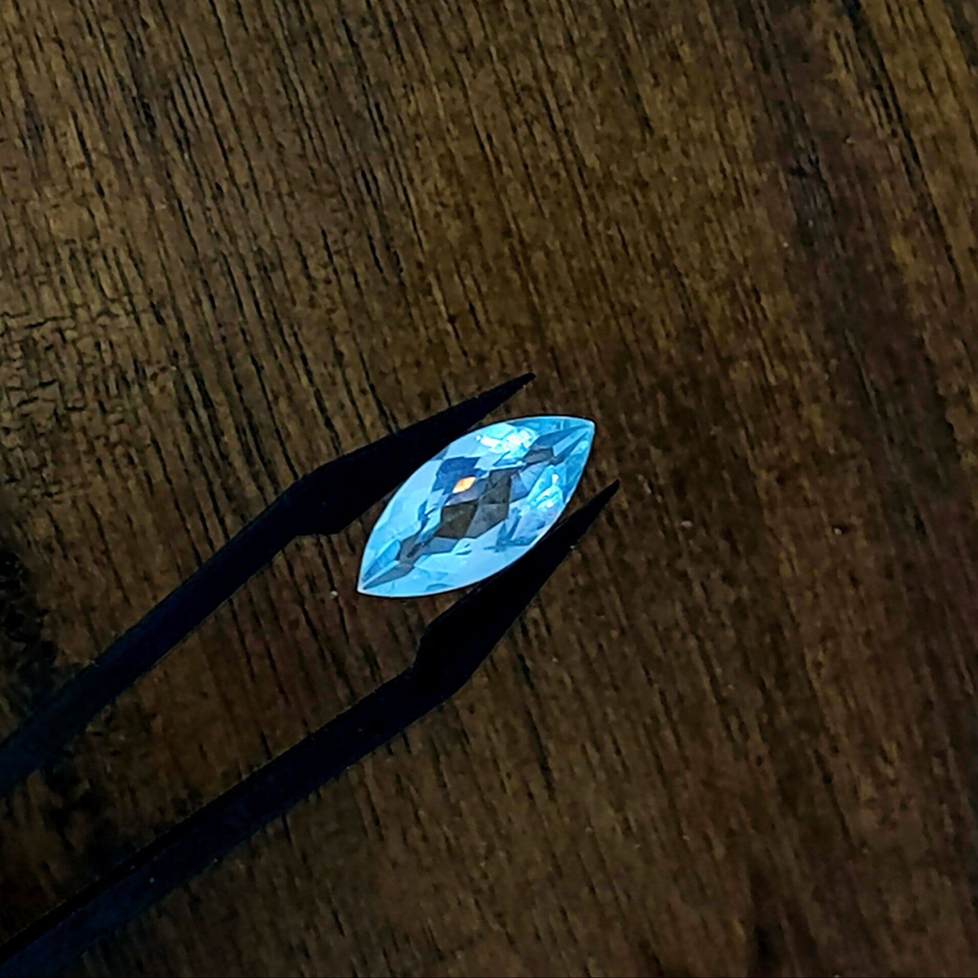 Aquamarijn 15x6.8x4.7 mm | gef. markies | LE0059