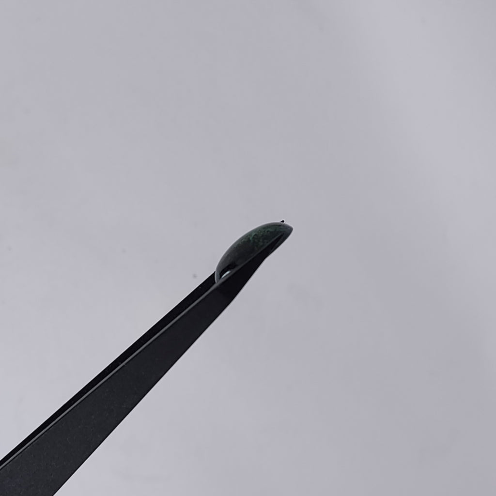 Azuriet 15.8x12x4.5 | cab. ovaal | LE0077