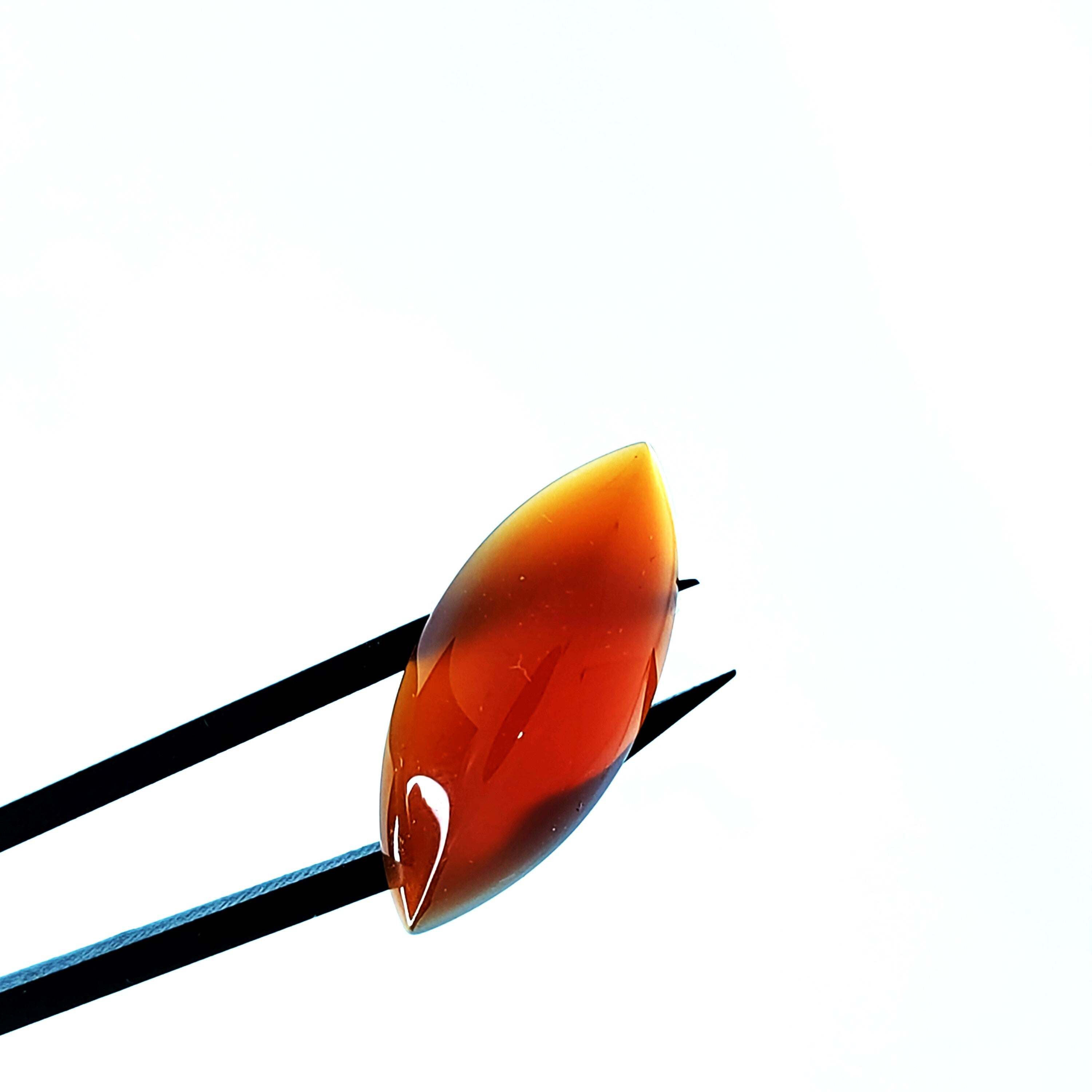 Carneool 12x27.3x8.8 mm | cab. navette | LE0103