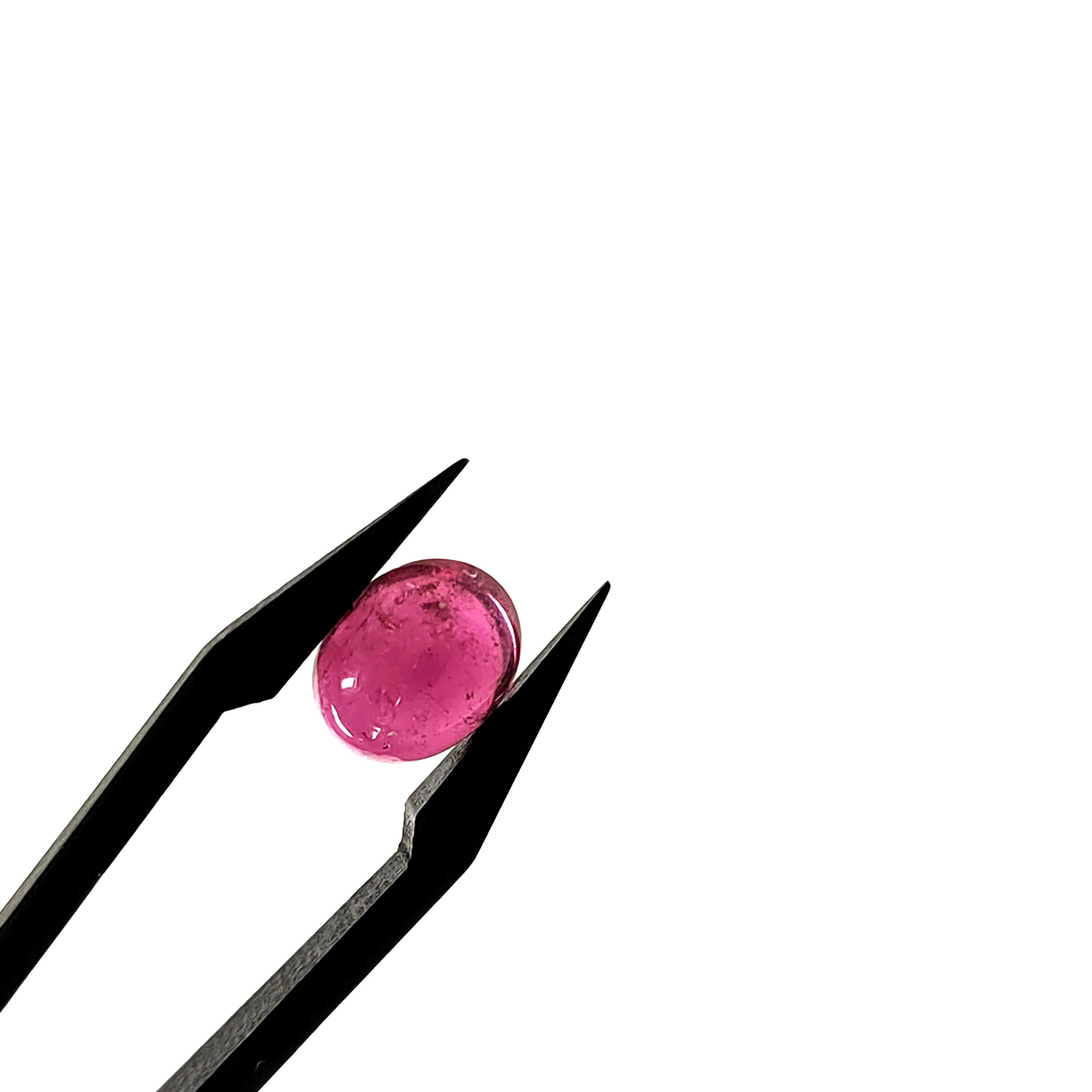 Tourmalijn 8x10x4,6 mm | cab. ovaal | LE0198