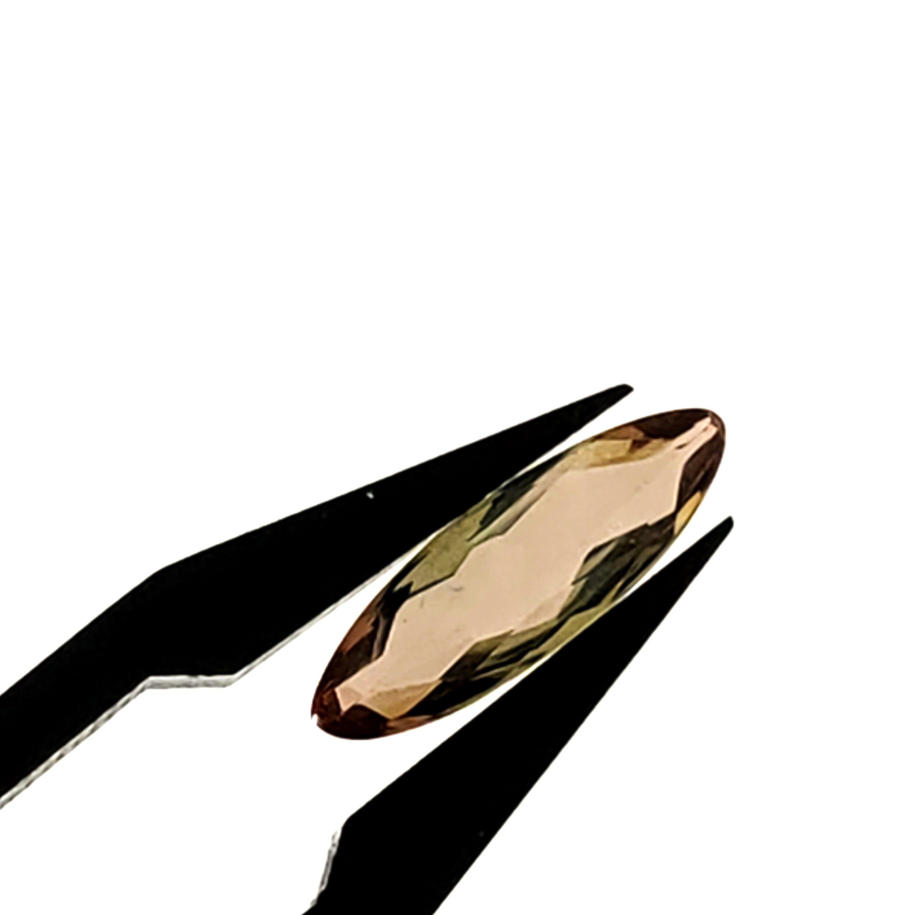 Tourmalijn 4,4x13,3x2,2 mm | gef. ovaal | LE0206