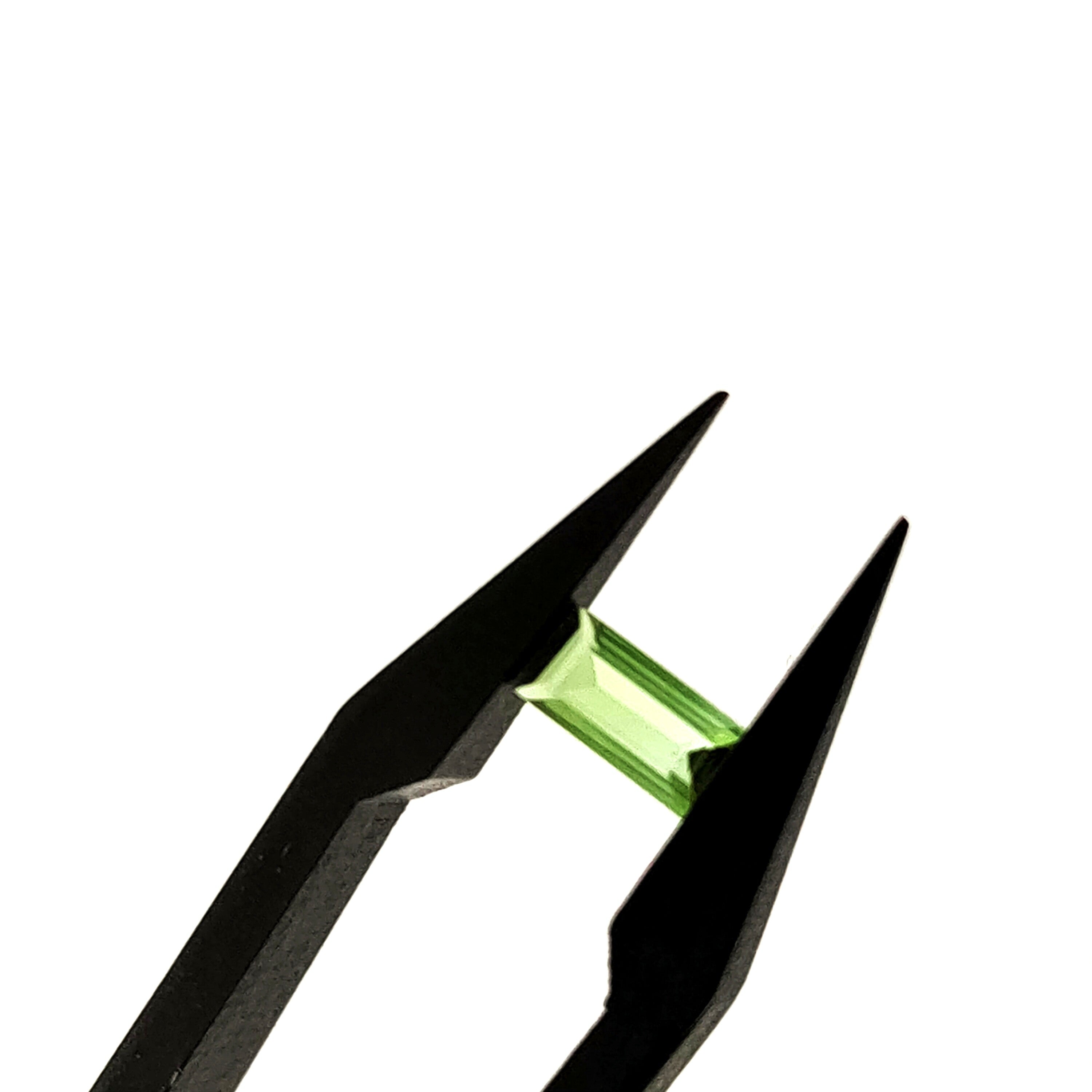 Tourmalijn 3x6x1,9 mm | gef. baguette | LE0208