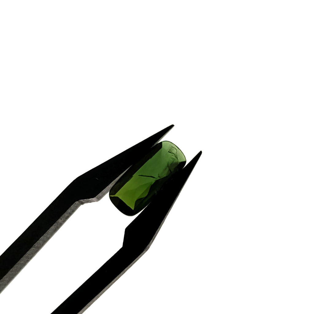 Tourmalijn 4,9x10,6x2,6 mm | gef. dubble dome | LE0210