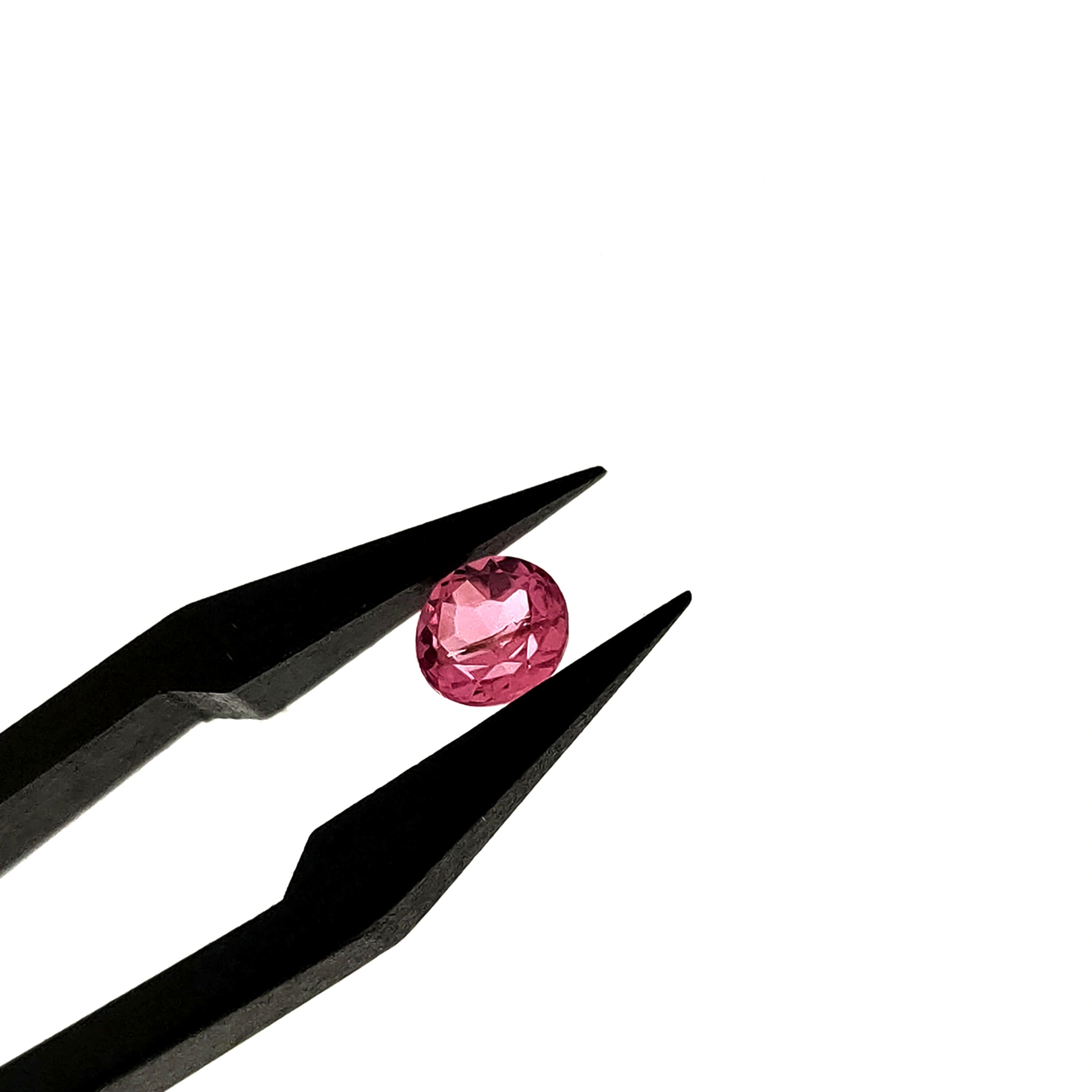 Tourmalijn 4.9x3.3 mm | gef. rond | LE0216