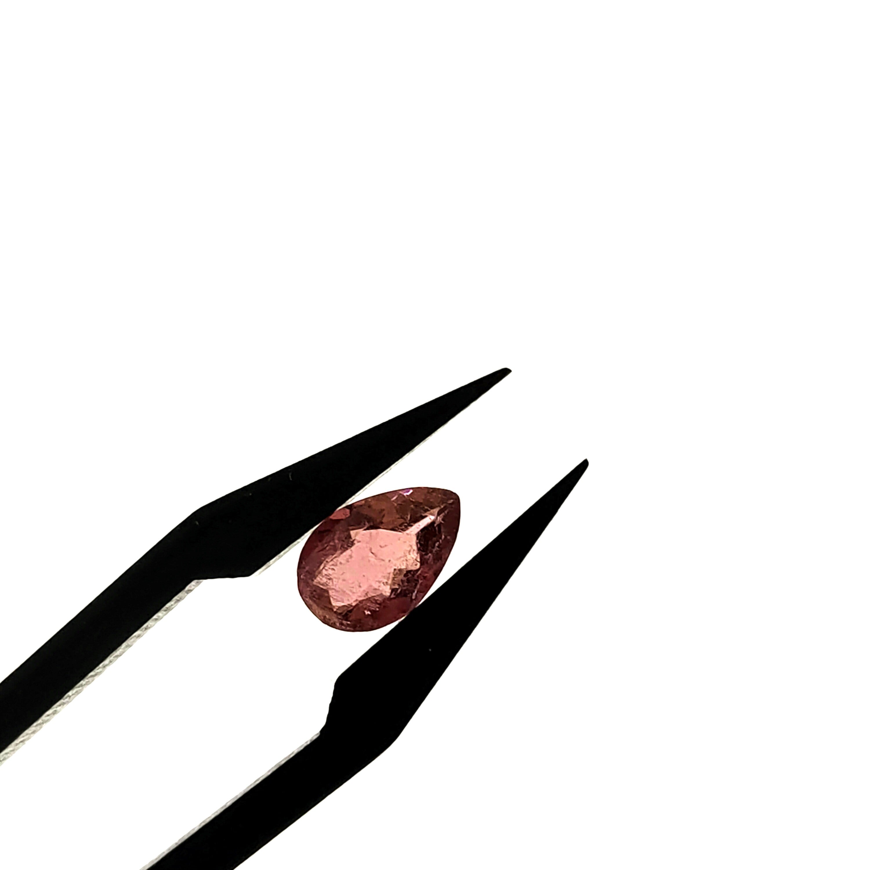 Tourmalijn 5x7,4x2,9 mm | gef. druppel | LE0217