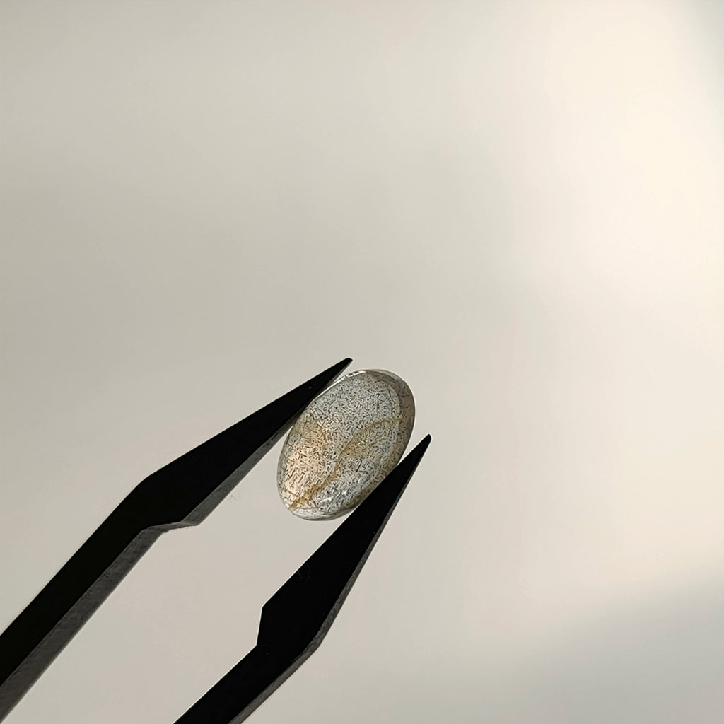 Labradoriet | 6.2x10x3.4 mm | cab. ovaal | LE377