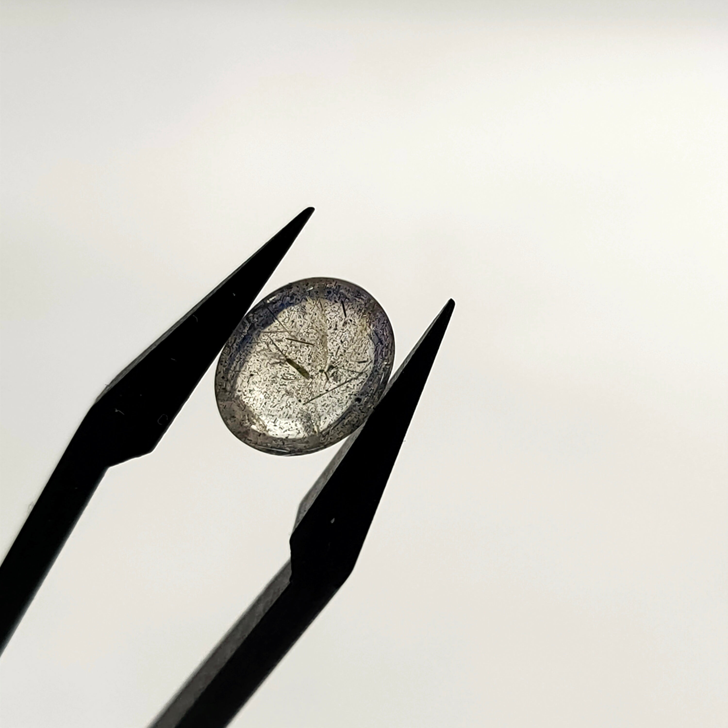 Labradoriet | 7.2x9.1x3.5 mm | cab. ovaal | LE381