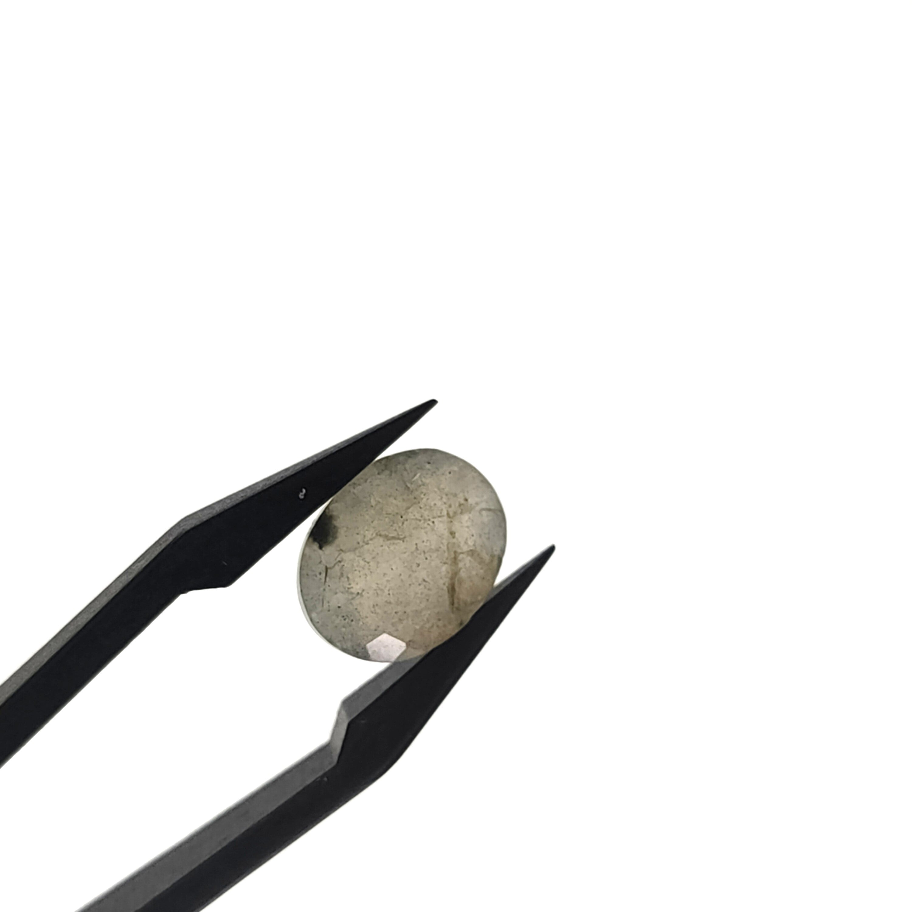 Labradoriet | 9x11.2x6.3 mm | gef. ovaal | LE379