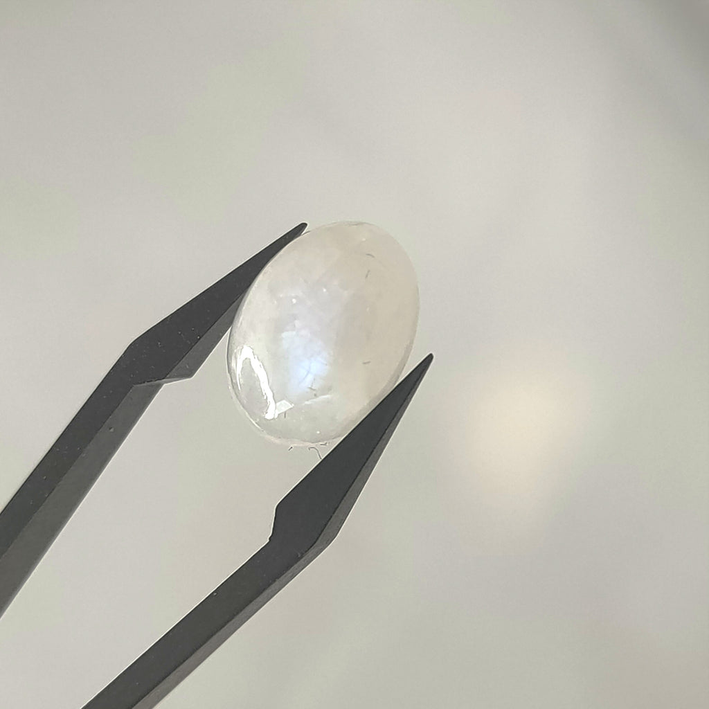 Maansteen 11x15x 5.5 mm | cab. ovaal  | LE296