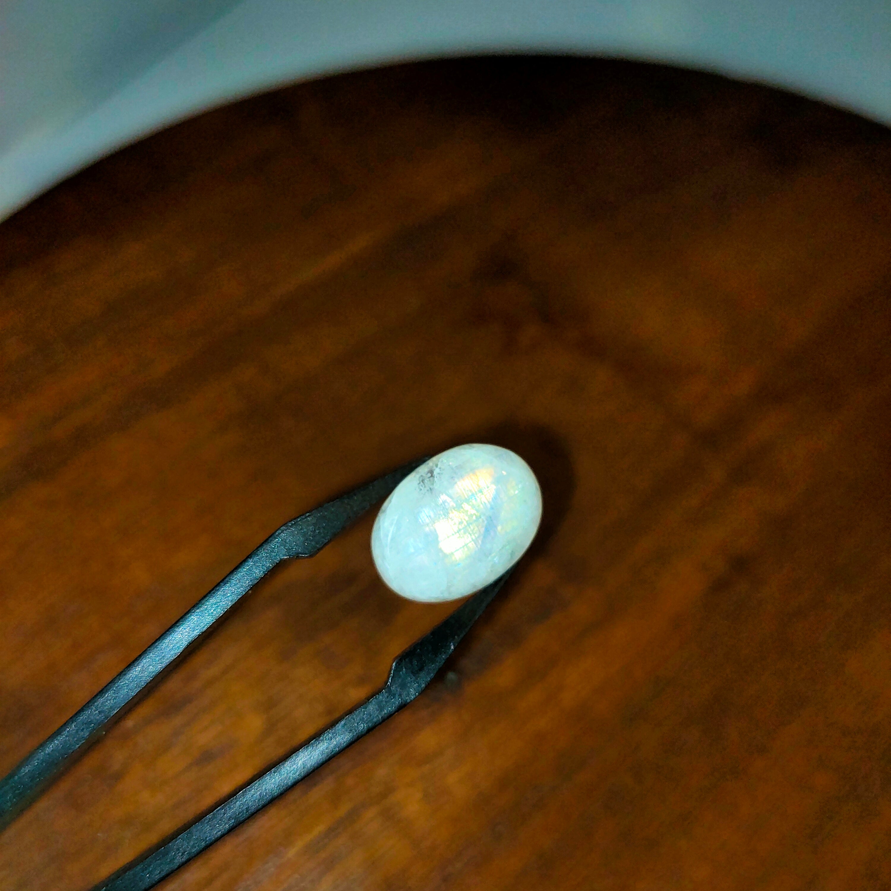 Maansteen  11.2x15.2x4.9mm | cab. ovaal  | LE306