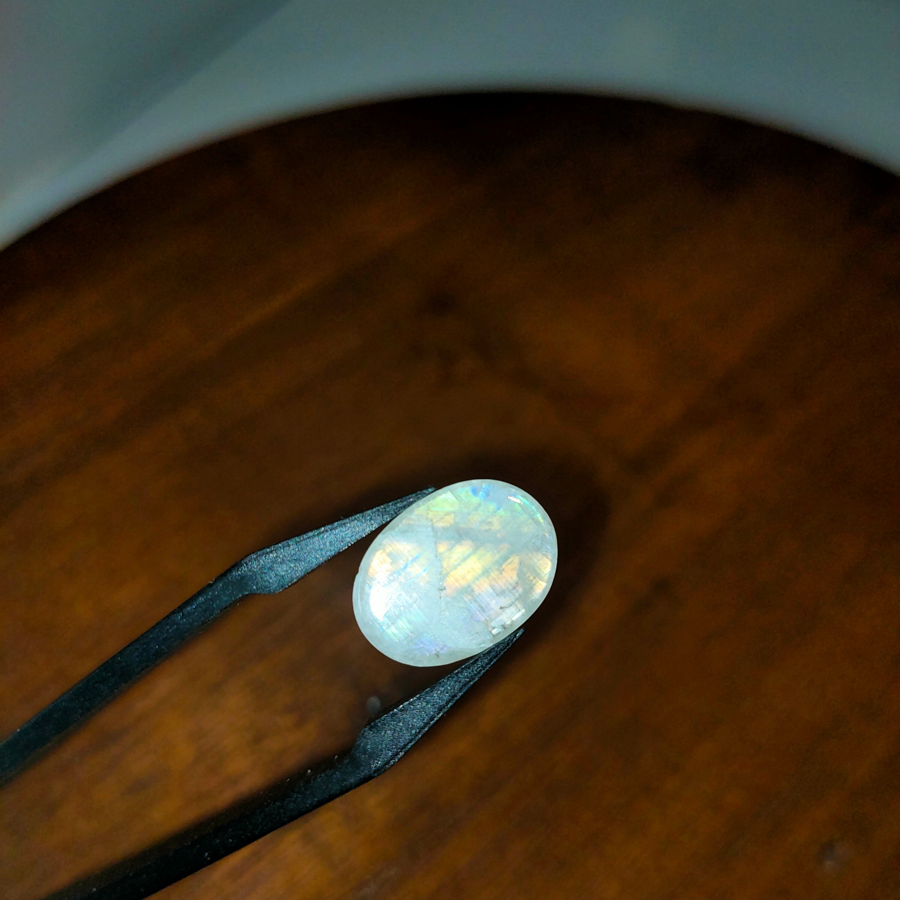 Maansteen  11.2x15.2x4.9mm | cab. ovaal  | LE306