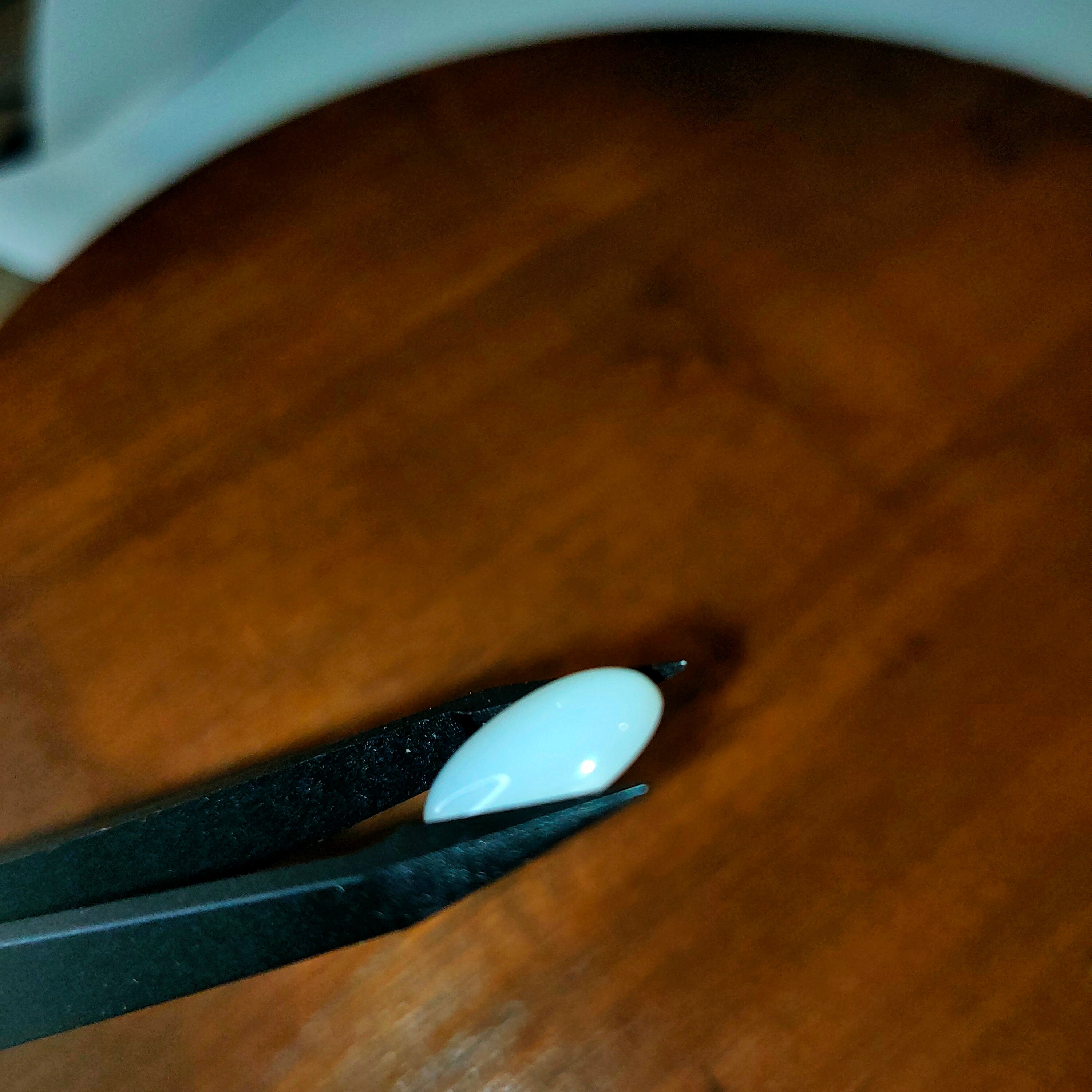 Maansteen  11x15.2x4.5mm | cab. ovaal  | LE308