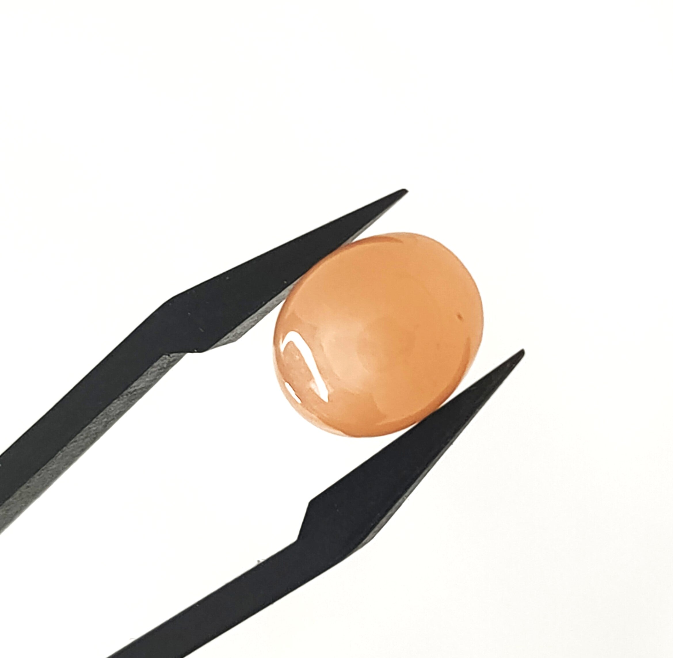 Maansteen 11.3x9.3x6.6mm | cab. ovaal  | LE317