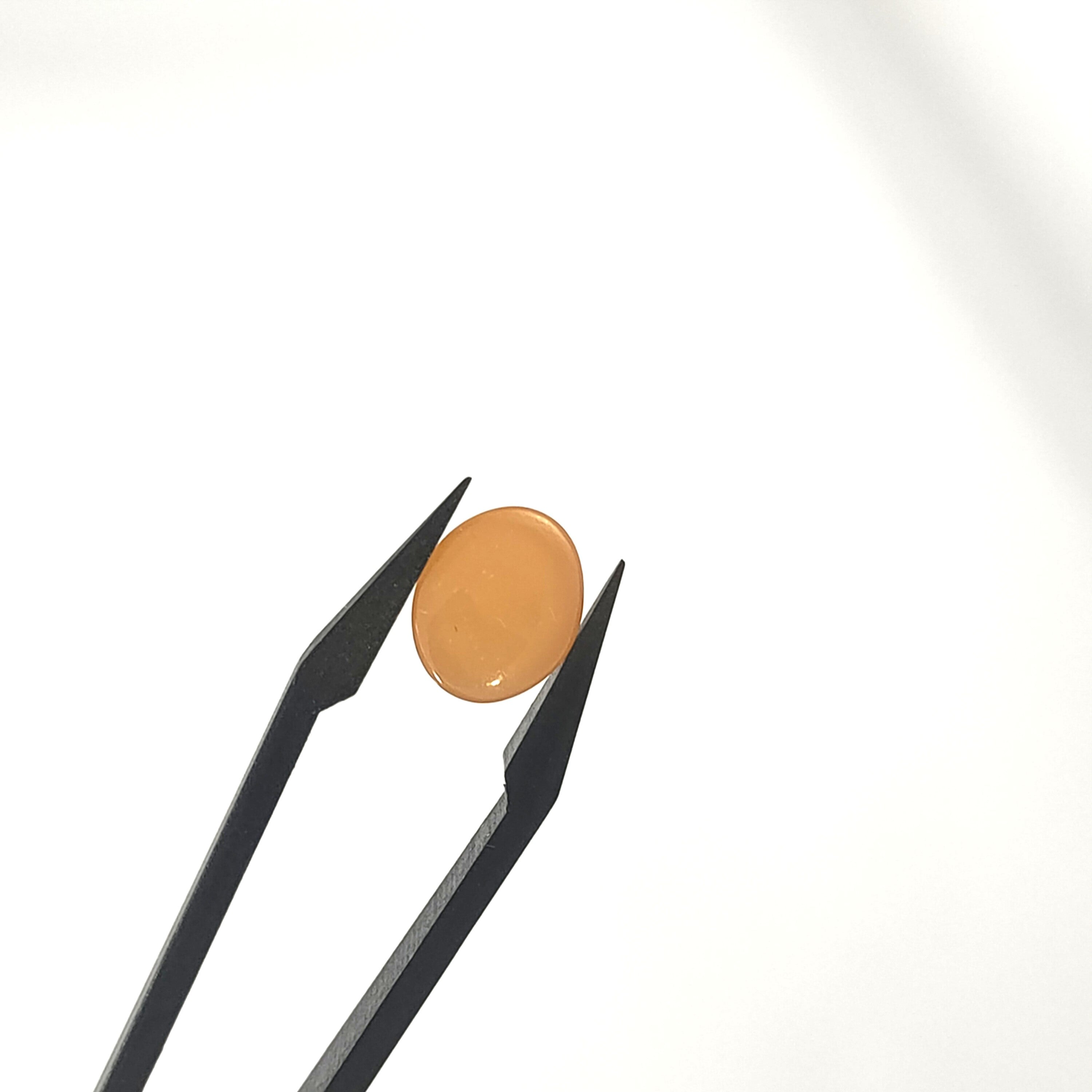 Maansteen 9x11x6 mm | cab. ovaal  | LE320