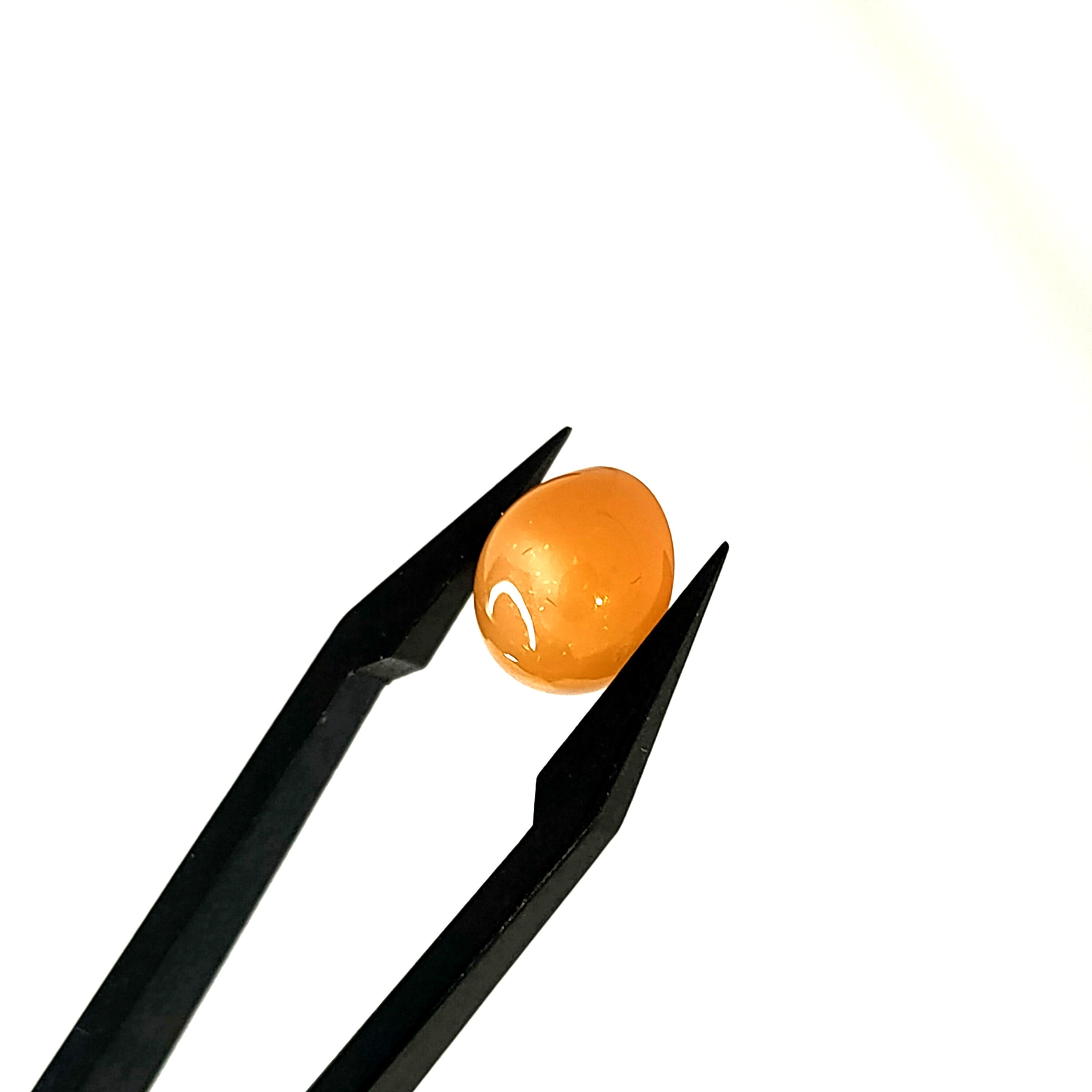 Maansteen 9x11x6 mm | cab. ovaal  | LE320