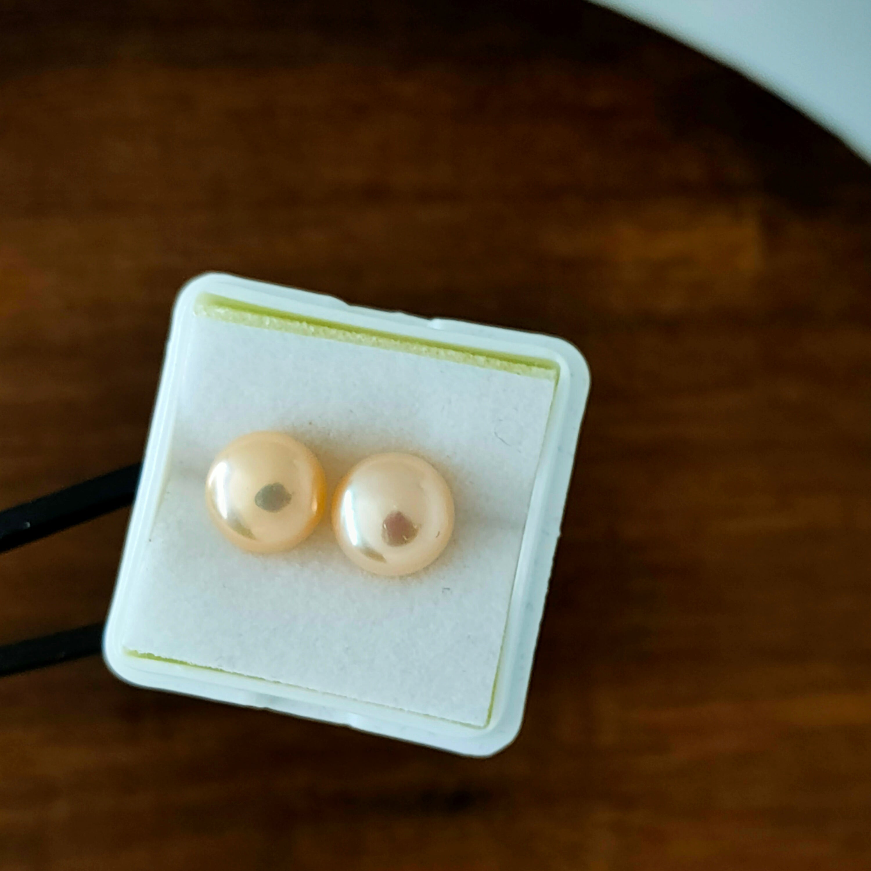 Parels 8.6*6.4 mm | rond | LE359