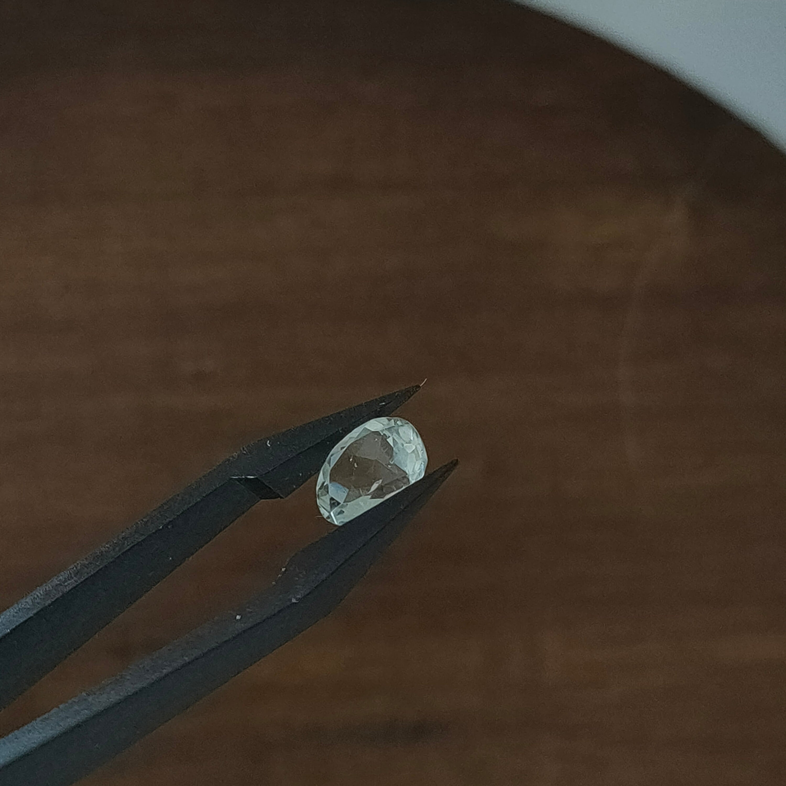 Prasioliet 9*8*5 | gef. Ovaal sample | LE364