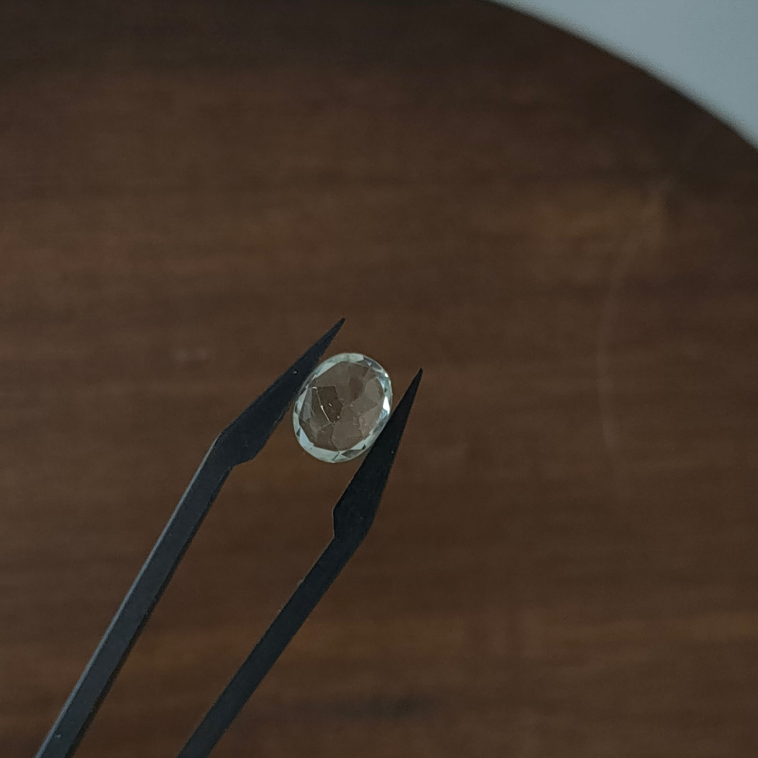 Prasioliet 9*8*5 | gef. Ovaal sample | LE364