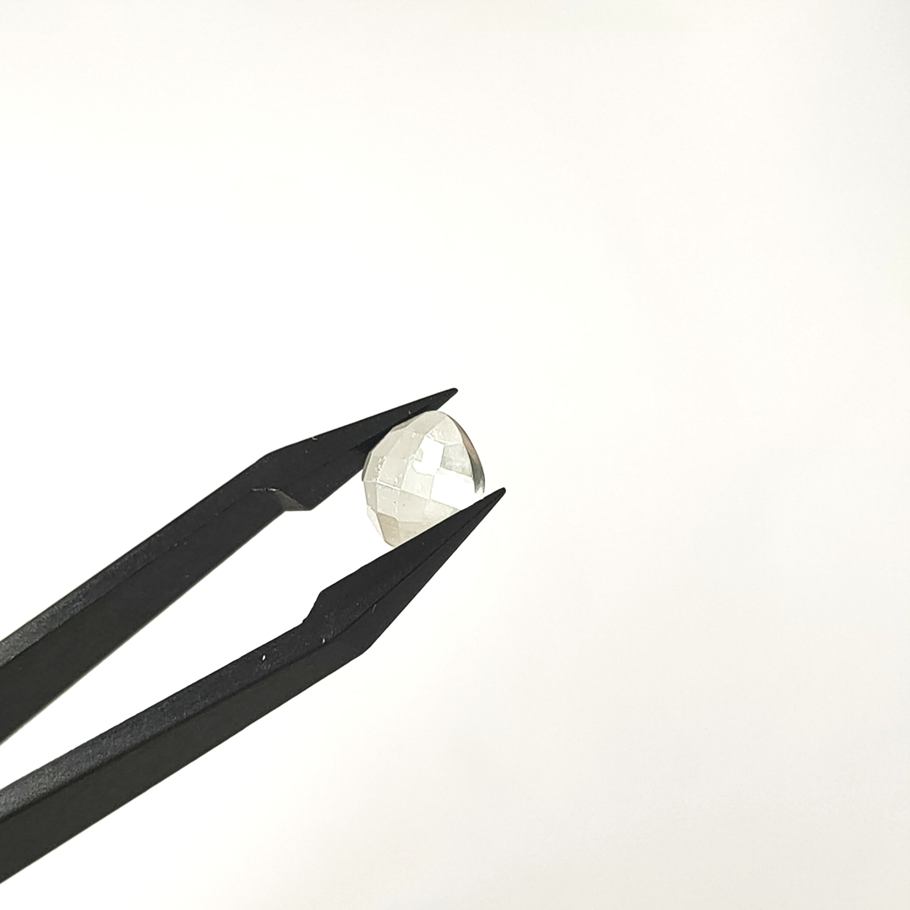 Prasioliet 8.1*4 | cab. Vierkant  | LE368