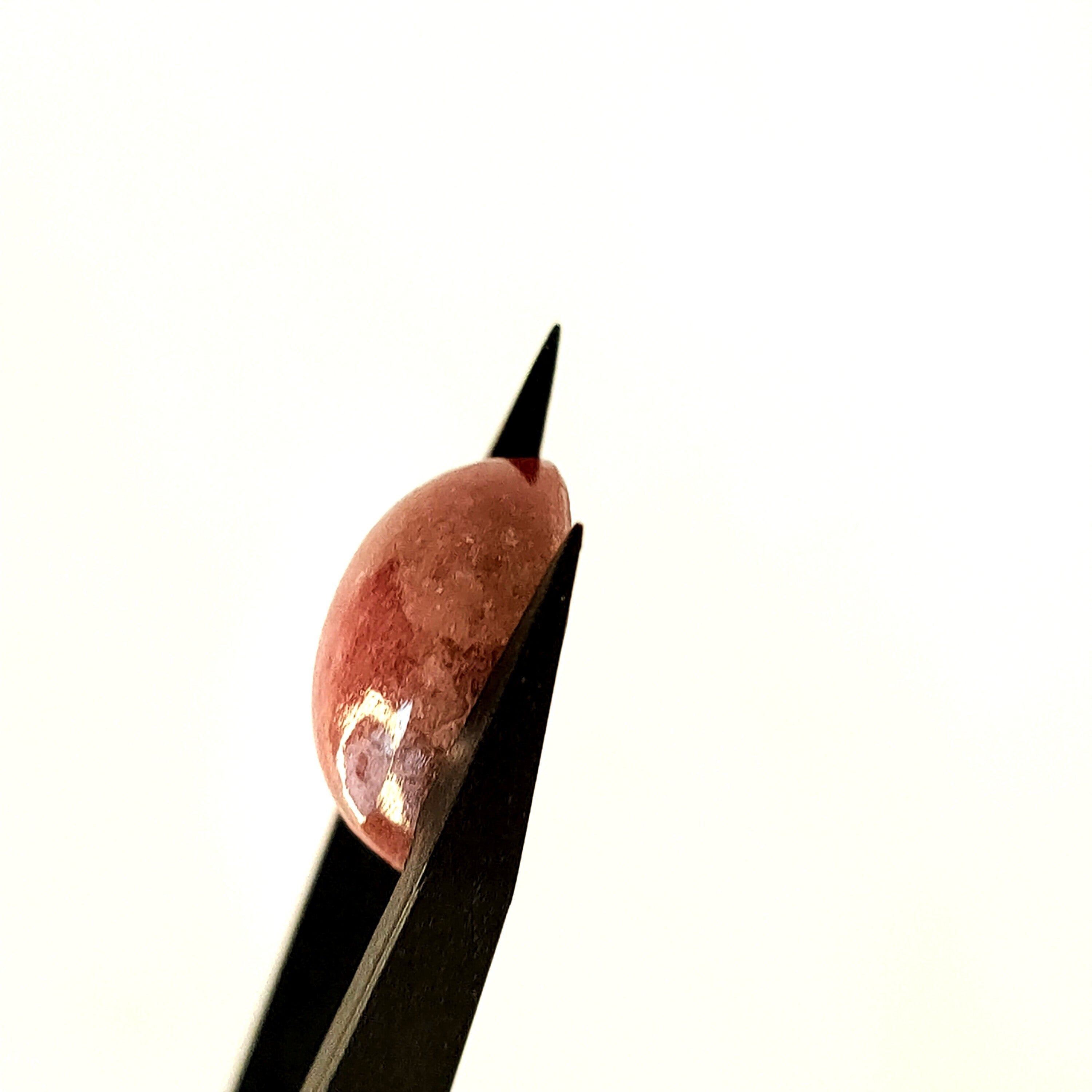 Rhodoliet 15*15*7mm | cab. Vierkant | LE236