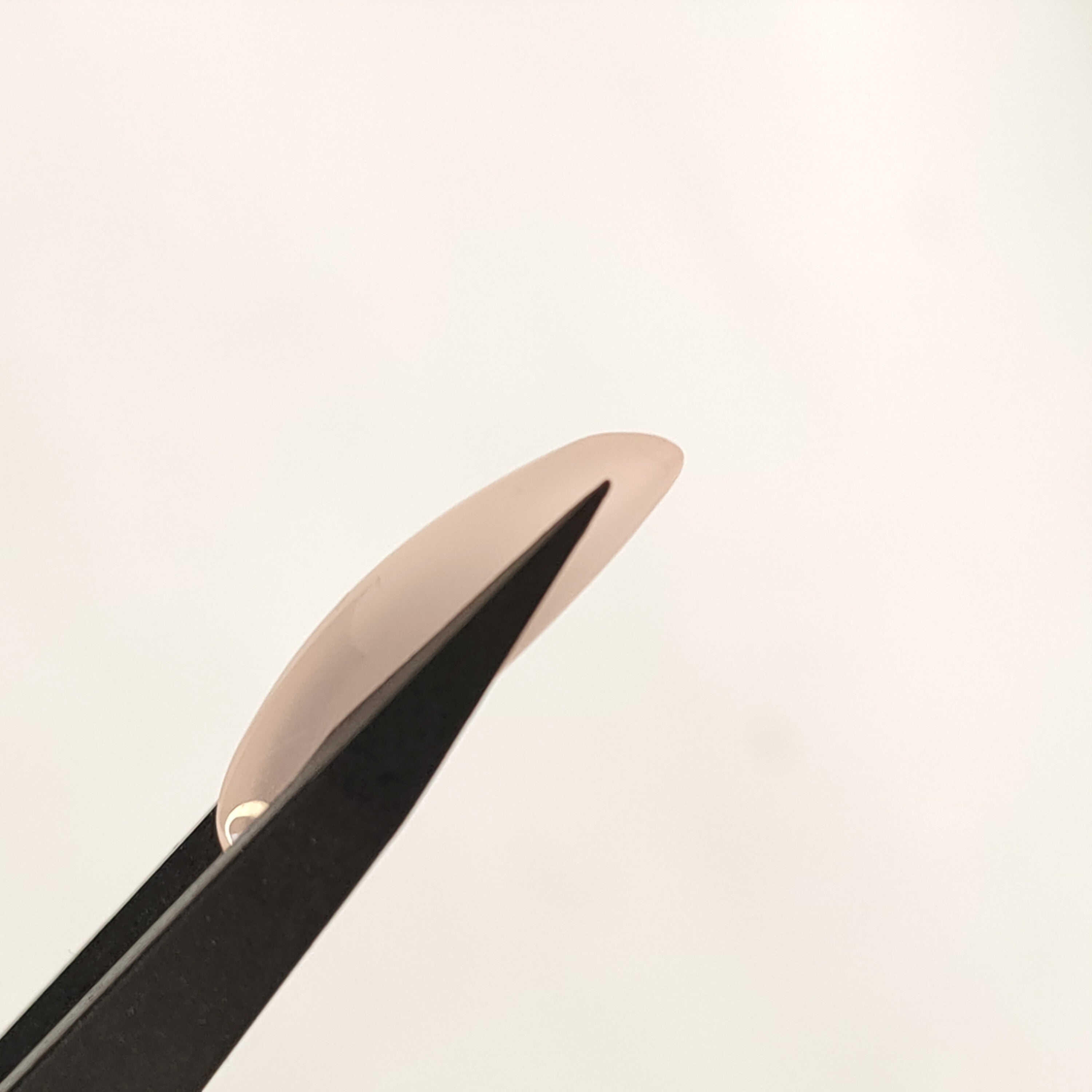 Rozekwarts 8.3*22.8*5.5 | cab. Navette  | LE276