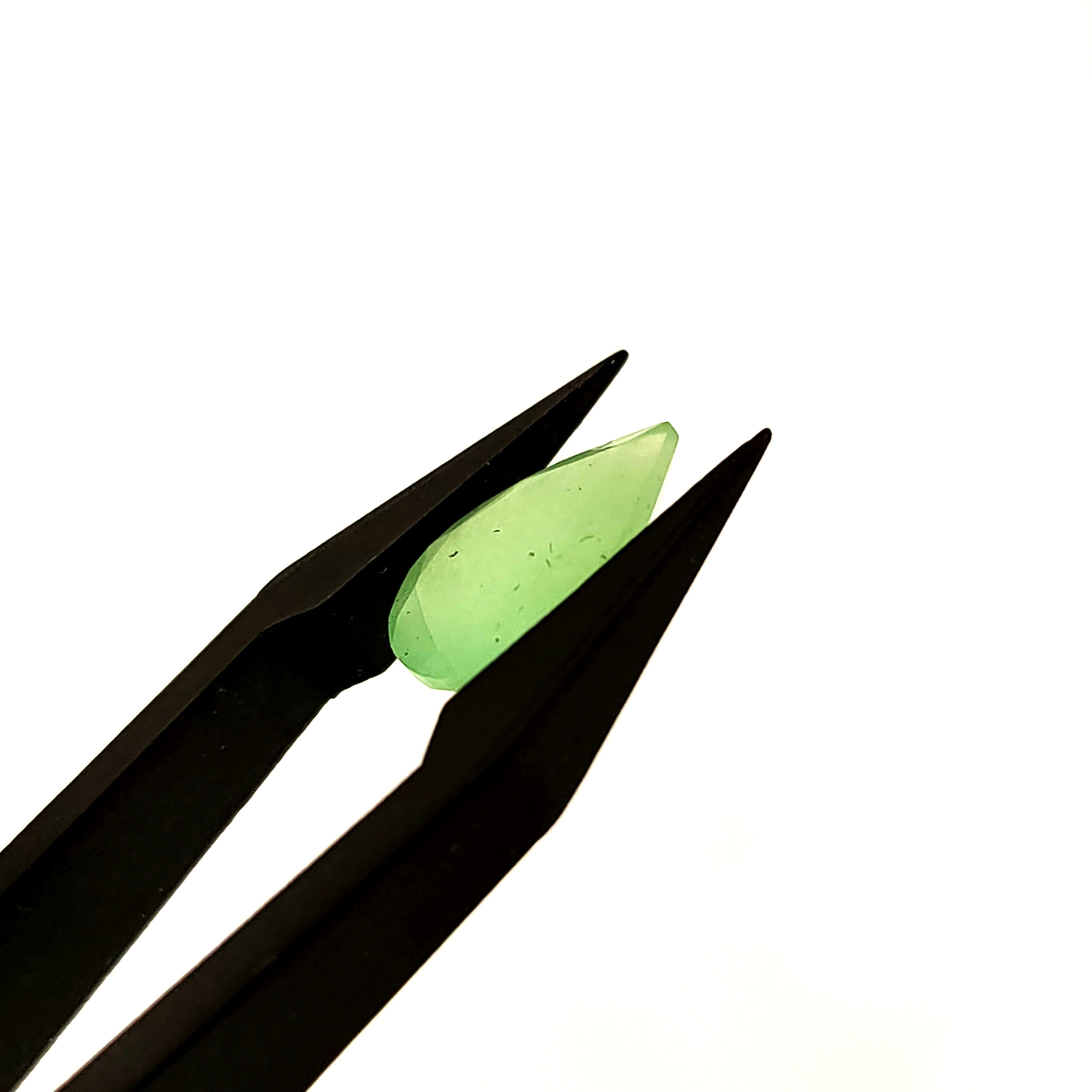 Chrysopraas | 7,8x11x5,7 mm | gef. Druppel | LE441