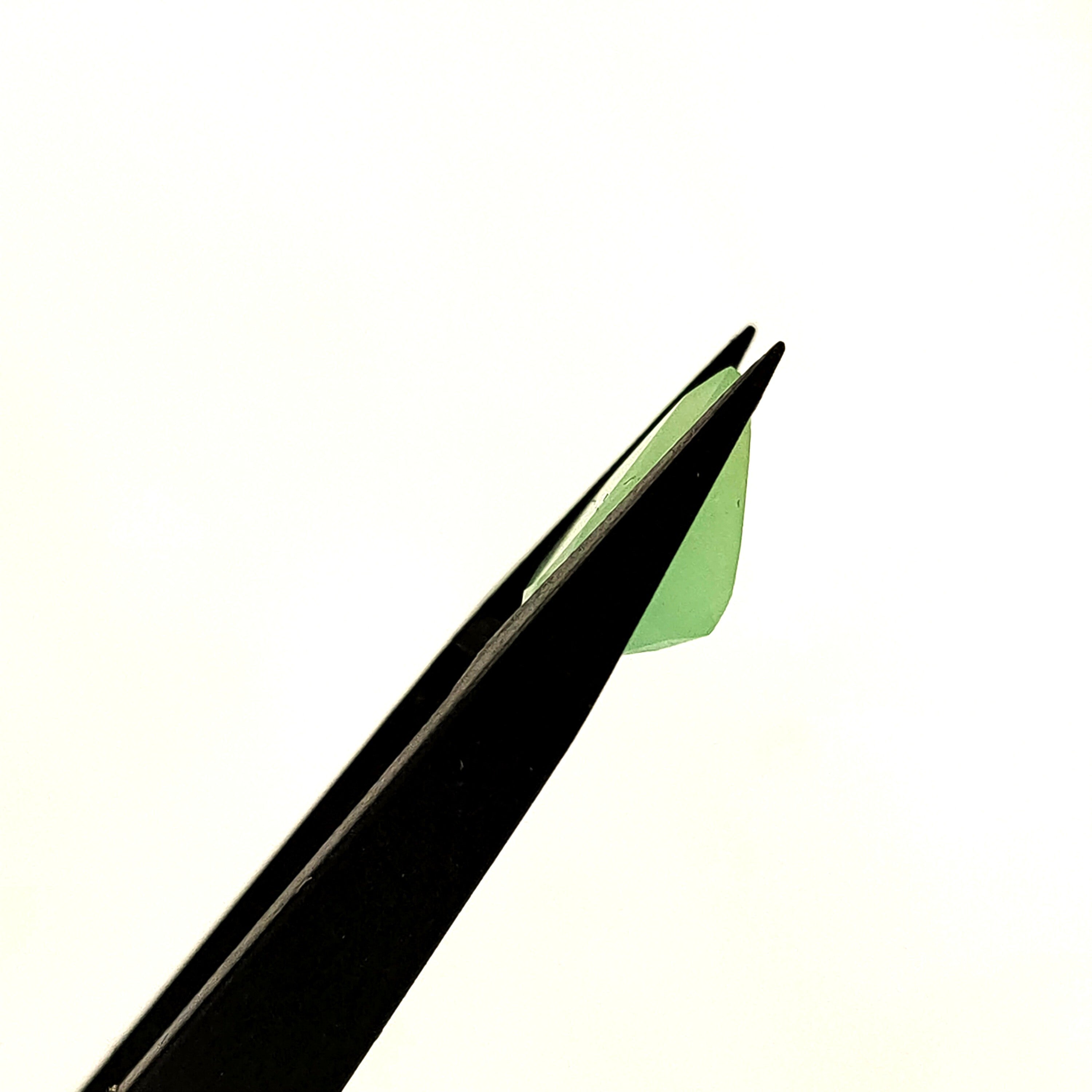 Chrysopraas | 7,8x11x5,7 mm | gef. Druppel | LE441