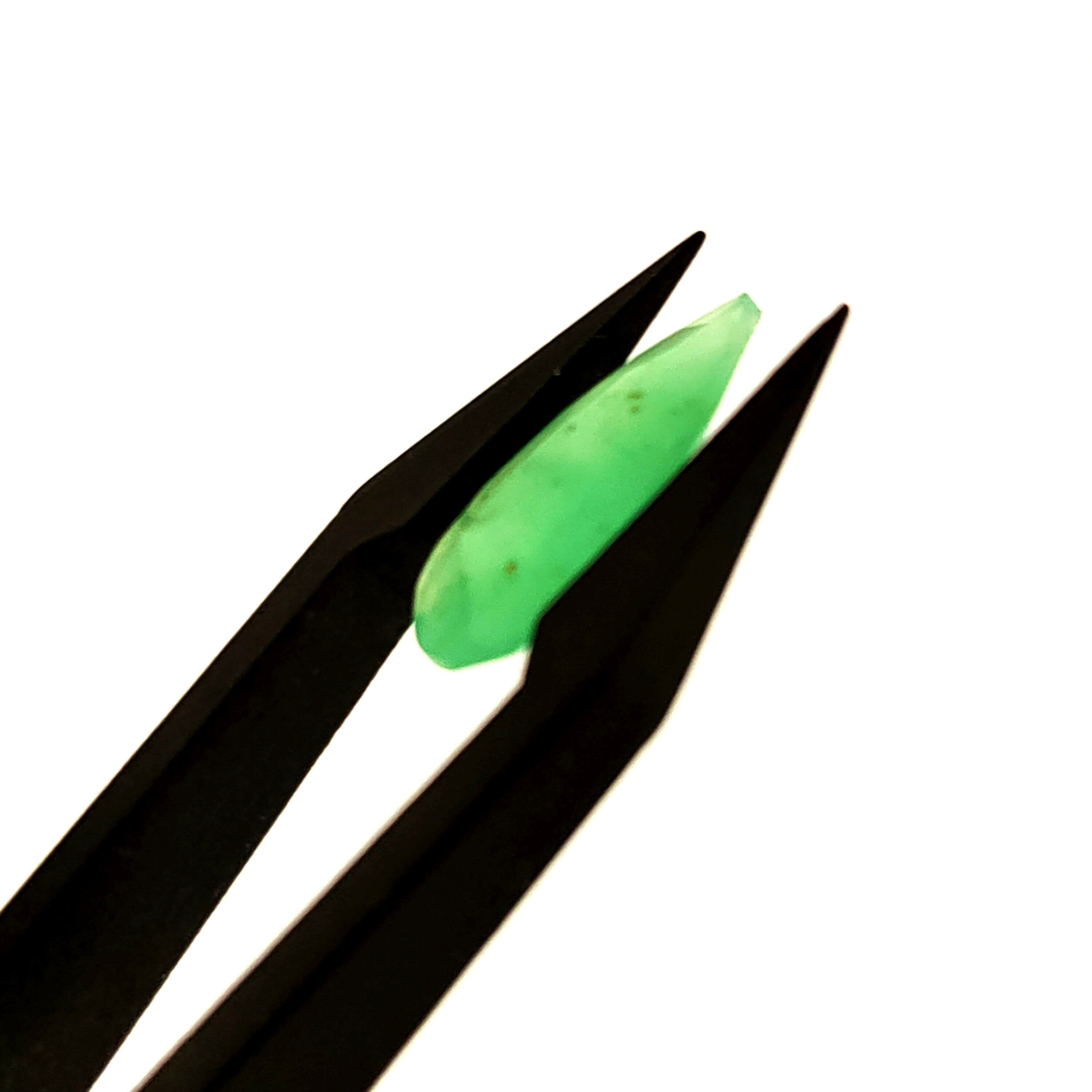 Chrysopraas | 7.2*15*4 | gef. Druppel | LE443