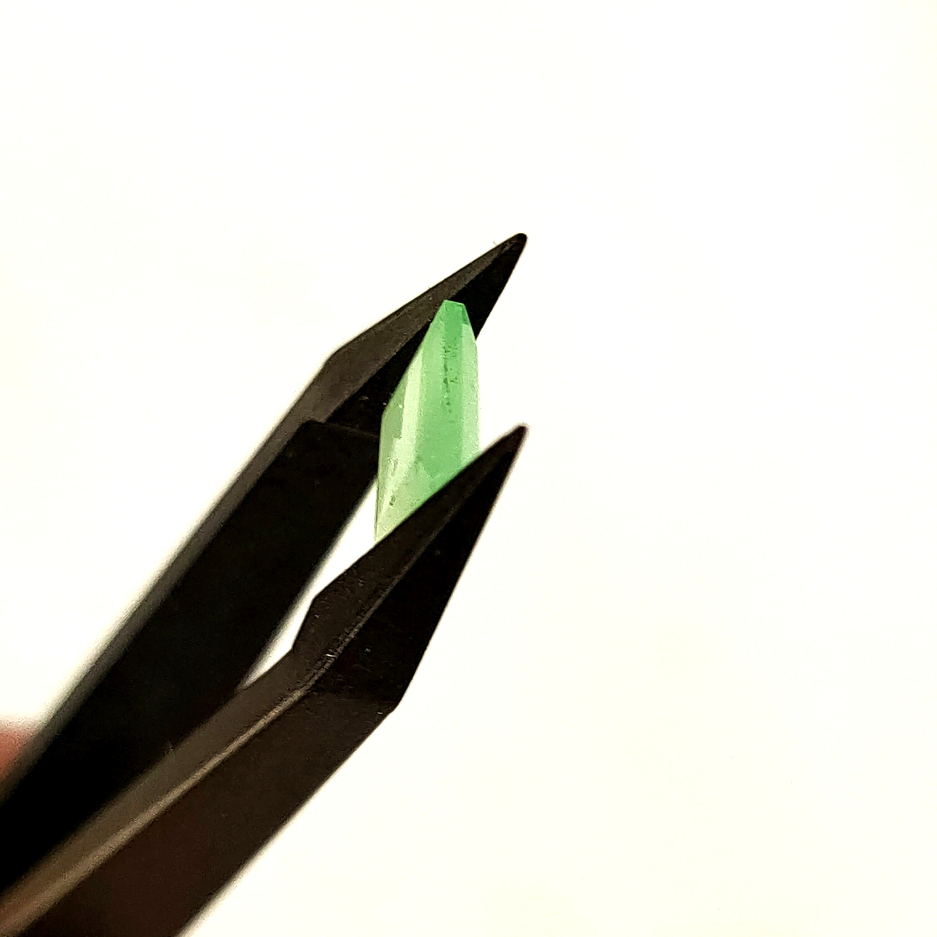 Chrysopraas | 7*7*3 | gef. Vierkant | LE446