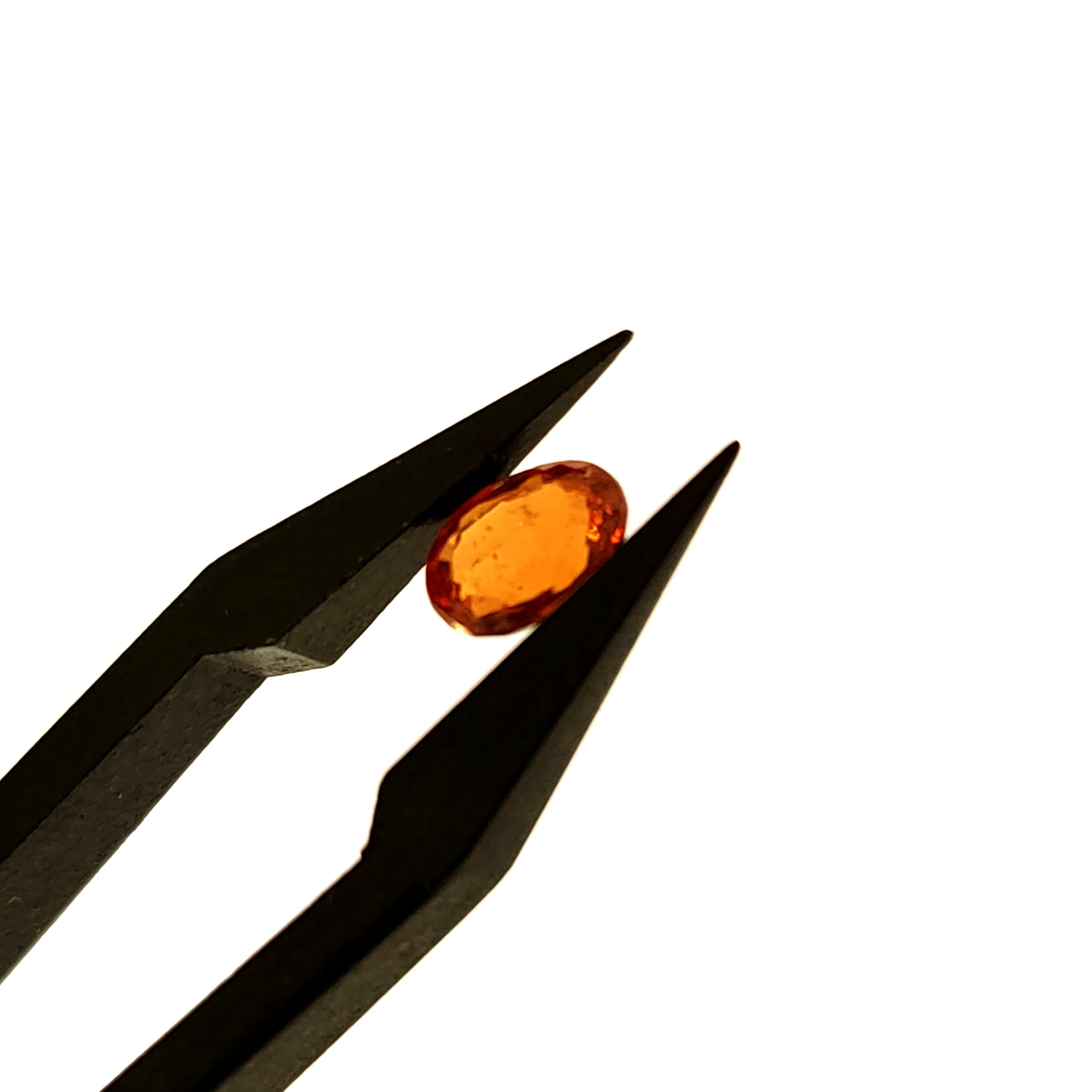 Granaat | 4.8*5*3 | gef. Ovaal | LE461