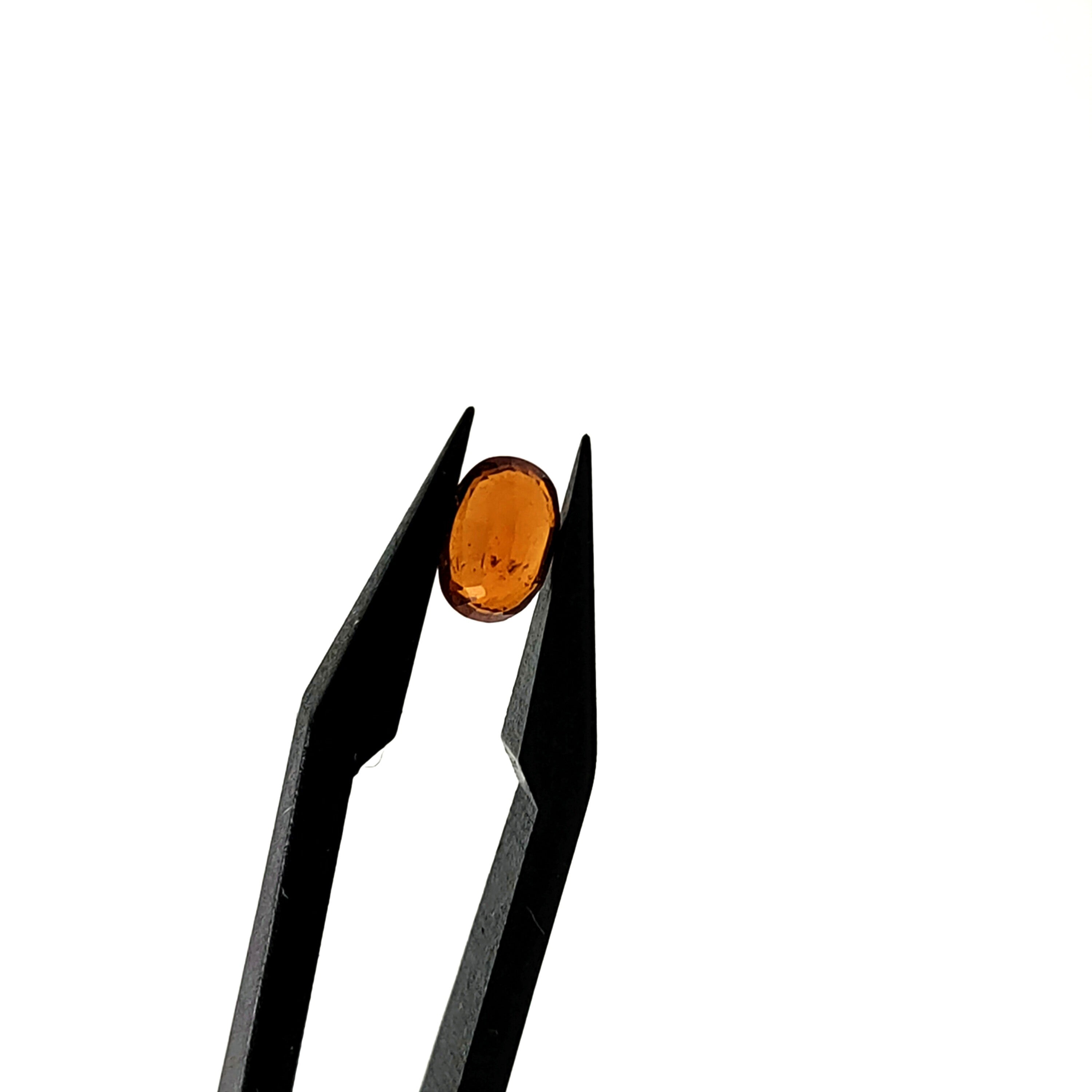 Granaat | 4.6*6.8*3 | gef. Ovaal | LE463