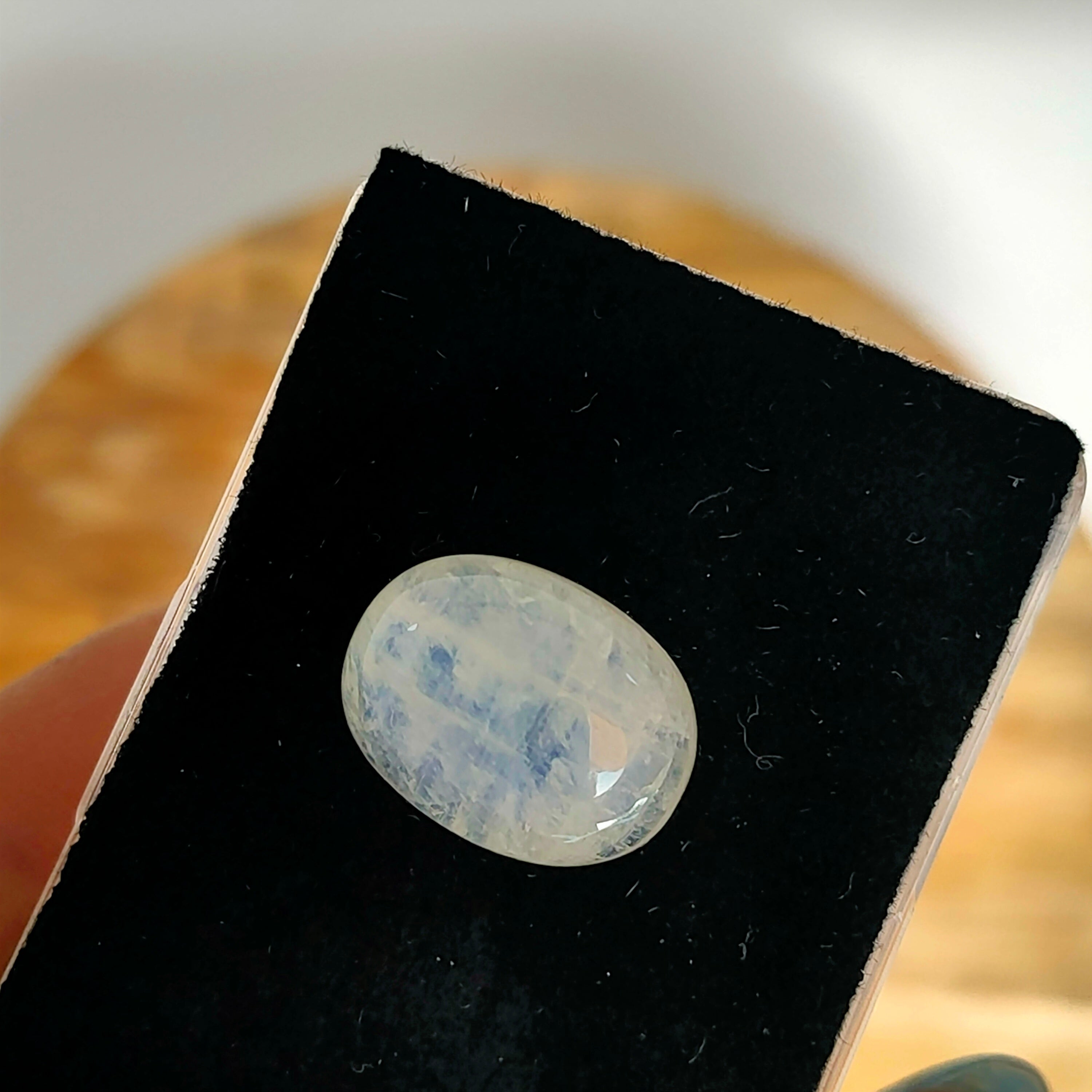Maansteen 14x10 mm | cab. ovaal  | LE606