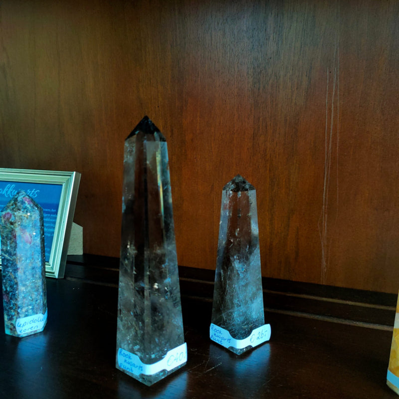 Rookkwarts, obelisk